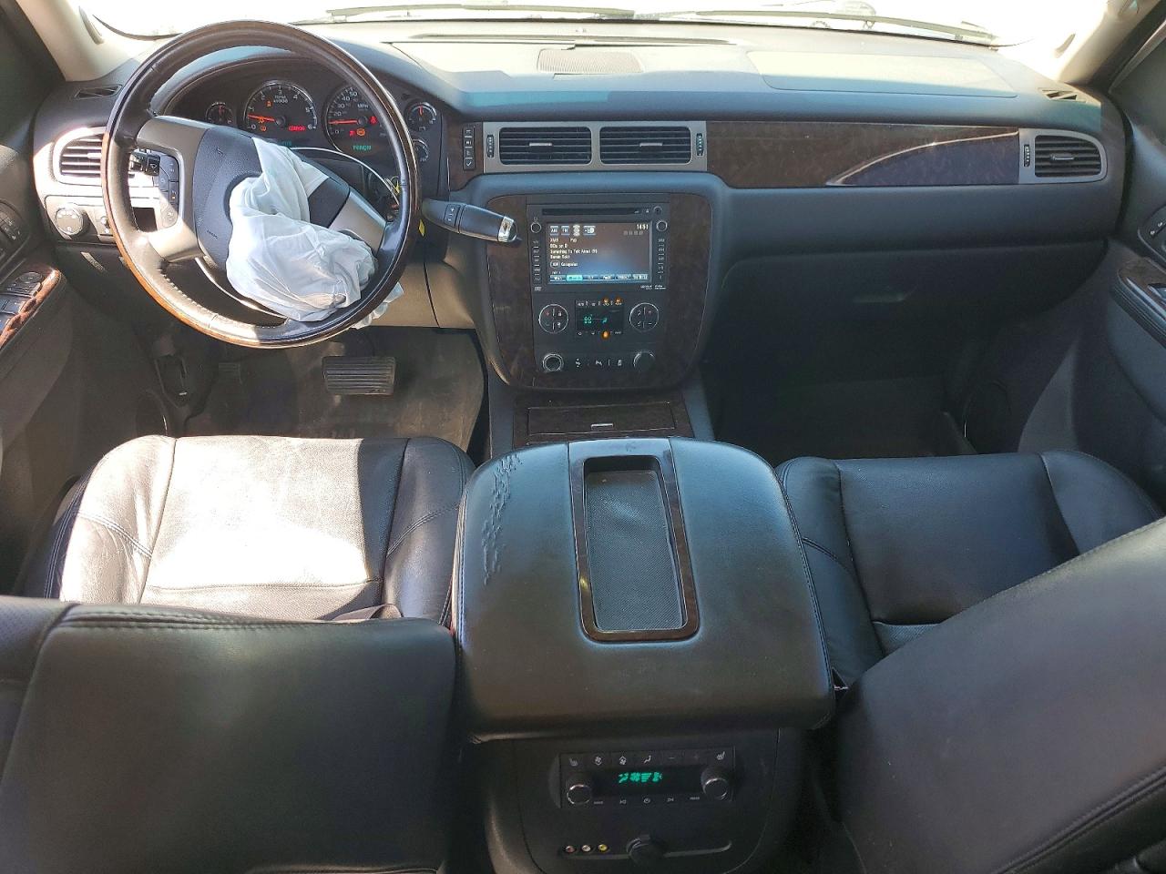 2012 Gmc Yukon Denali Silver vin: 1GKS2EEF7CR133887