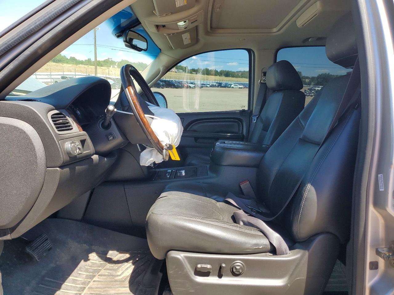 2012 Gmc Yukon Denali Silver vin: 1GKS2EEF7CR133887