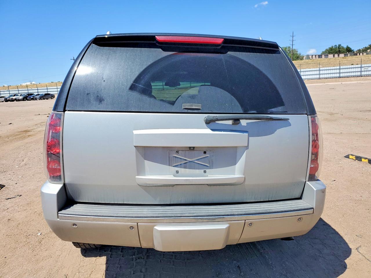 2012 Gmc Yukon Denali Silver vin: 1GKS2EEF7CR133887