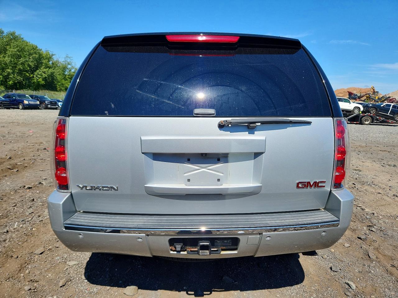 2013 Gmc Yukon Silver vin: 1GKS2EEF7DR284522