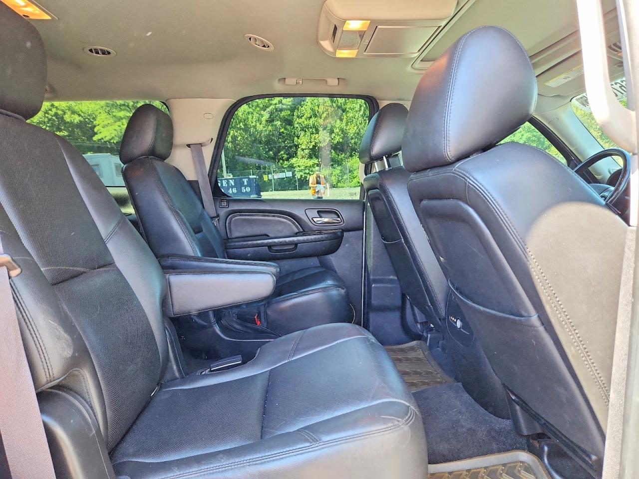 2013 Gmc Yukon Silver vin: 1GKS2EEF7DR284522