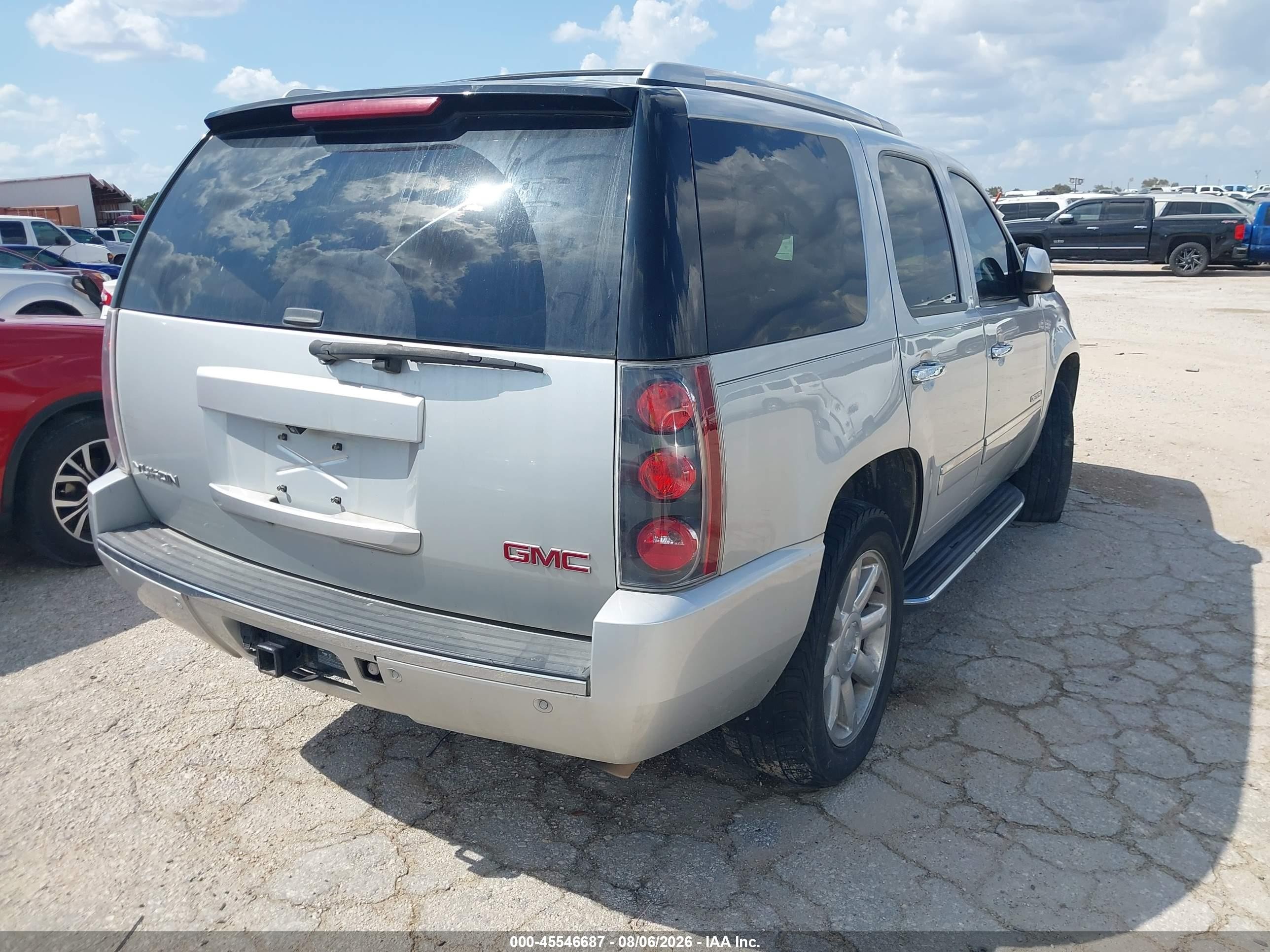 2013 Gmc Yukon Denali Silver vin: 1GKS2EEF7DR376911