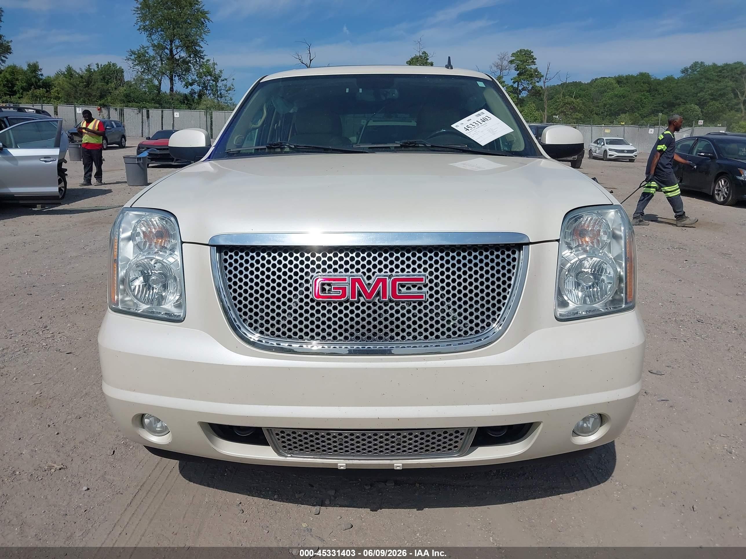 2014 Gmc Yukon Denali Кремовый vin: 1GKS2EEF7ER214830