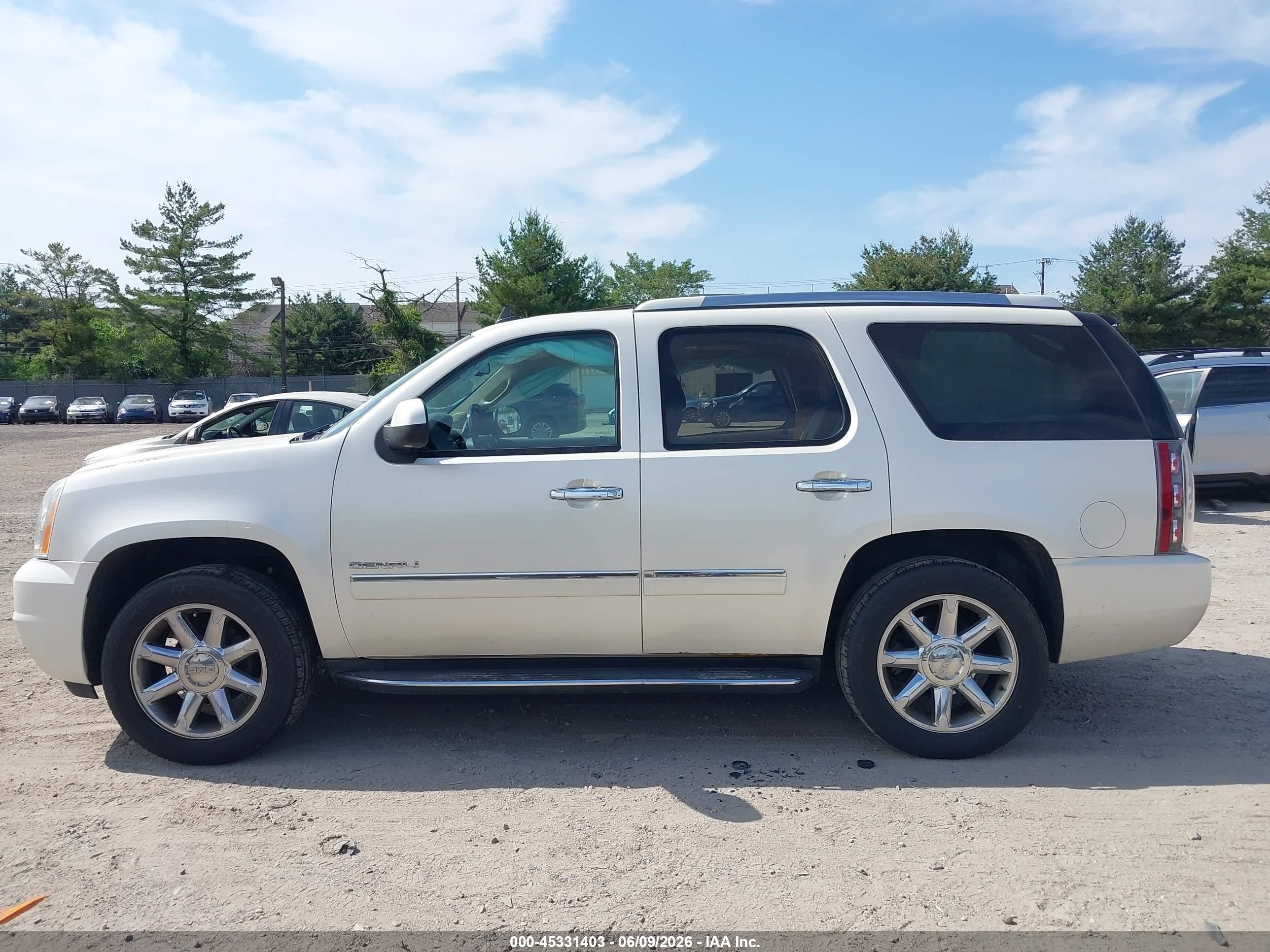 2014 Gmc Yukon Denali Кремовый vin: 1GKS2EEF7ER214830