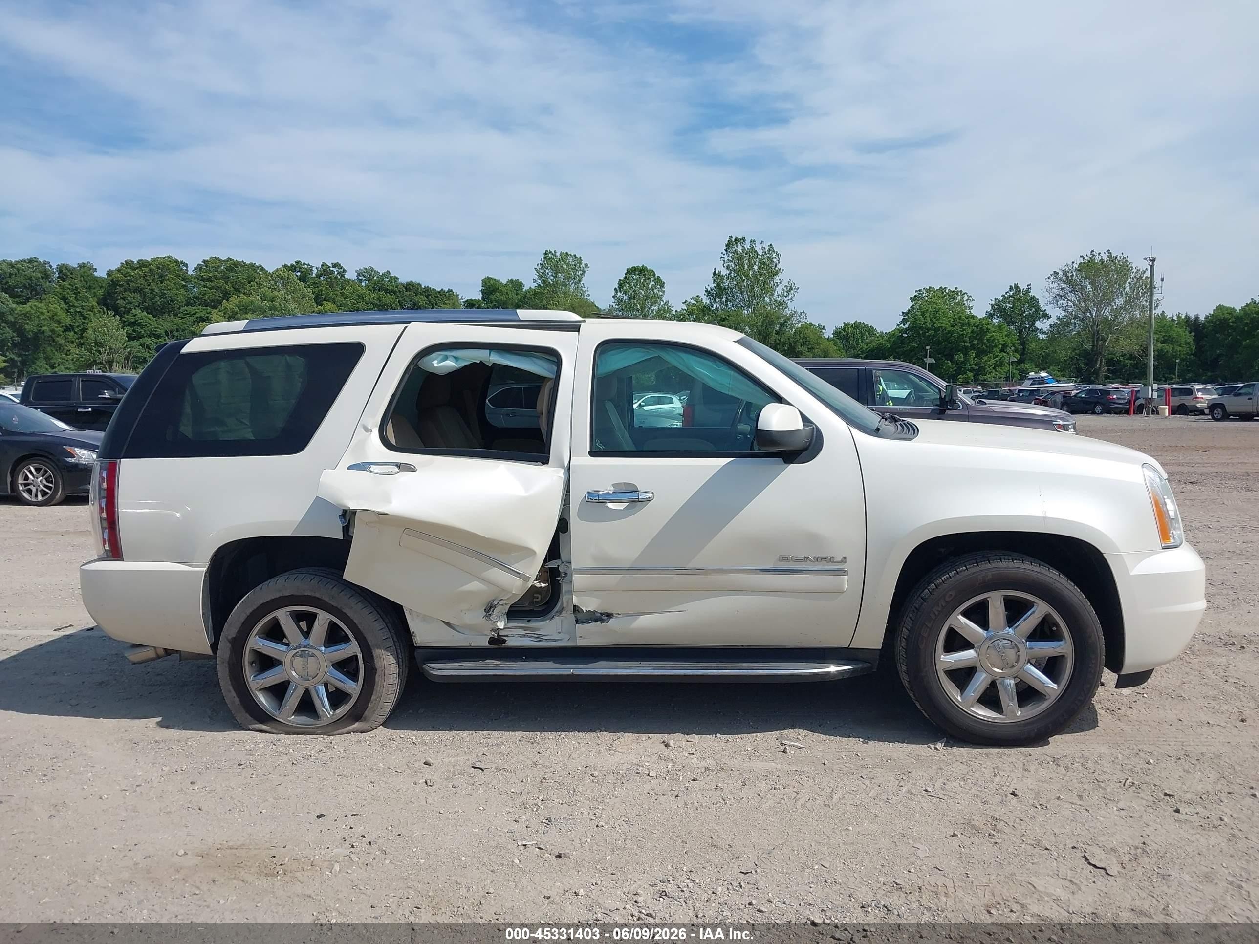 2014 Gmc Yukon Denali Кремовый vin: 1GKS2EEF7ER214830