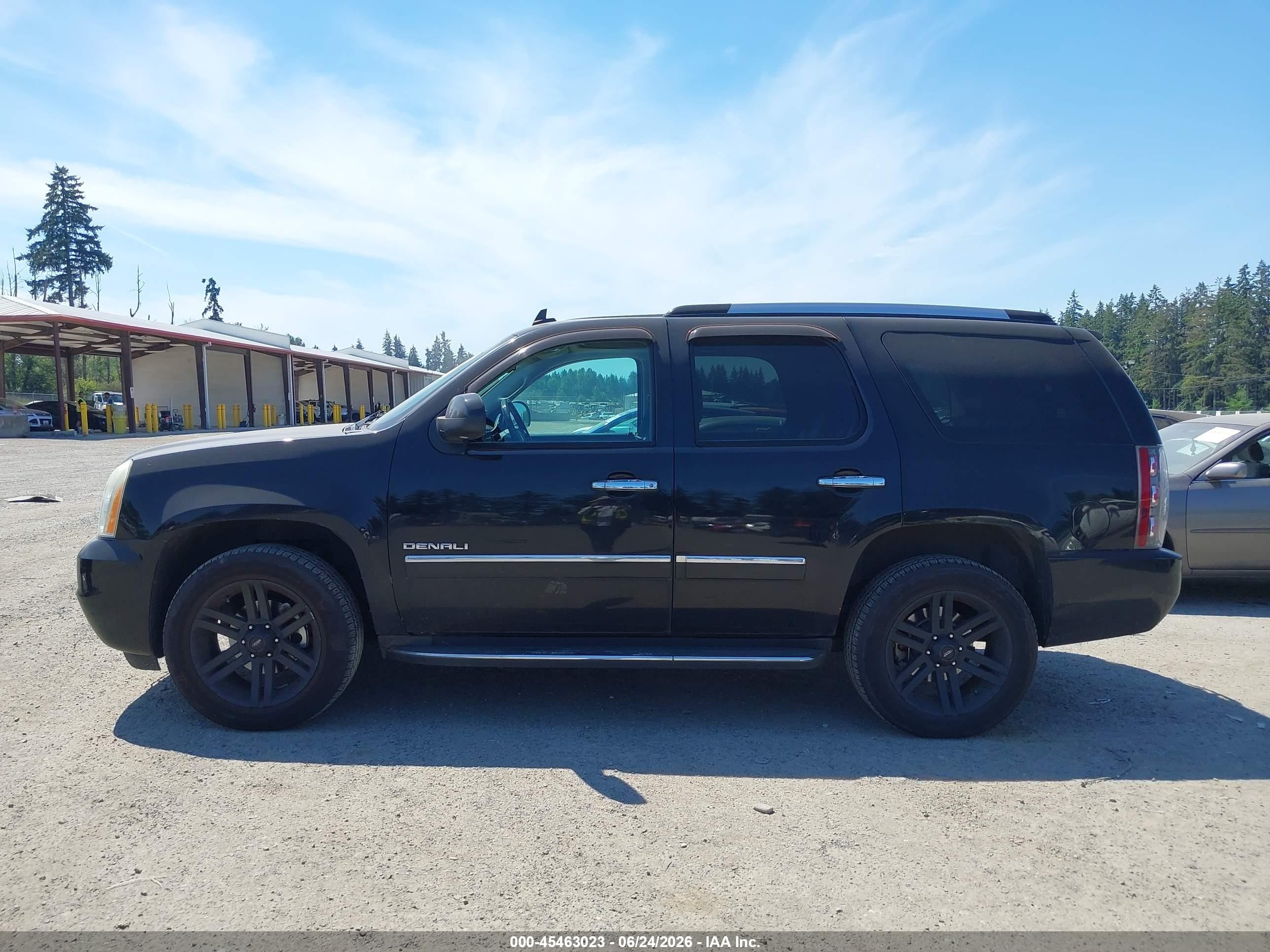 2012 Gmc Yukon Denali Black vin: 1GKS2EEF8CR119173