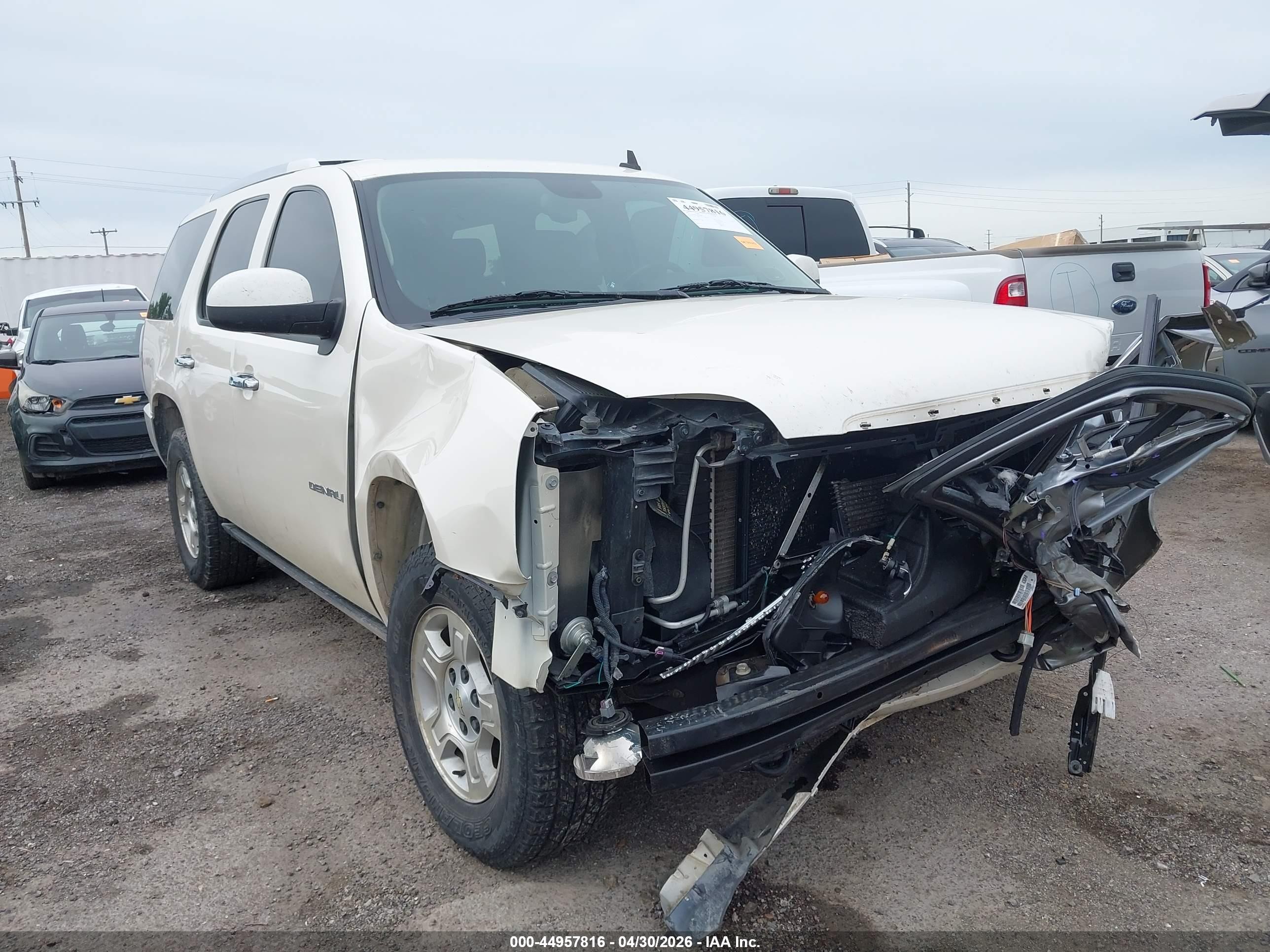 2013 Gmc Yukon Denali Cream vin: 1GKS2EEF8DR286201