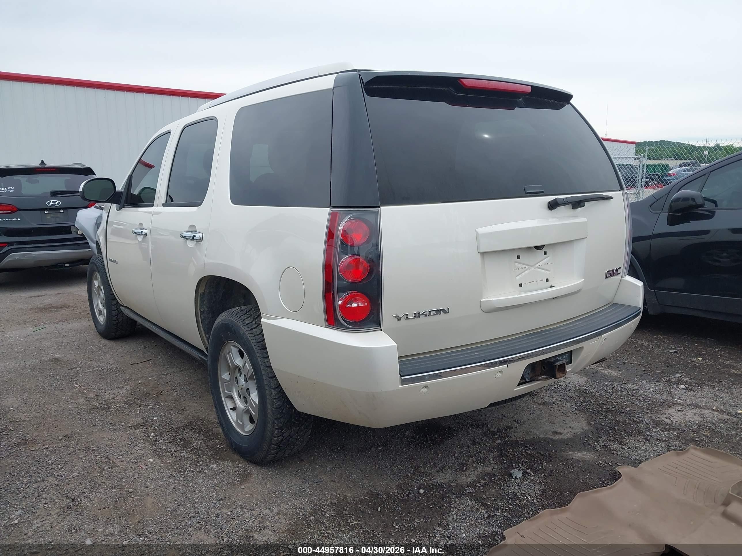 2013 Gmc Yukon Denali Cream vin: 1GKS2EEF8DR286201