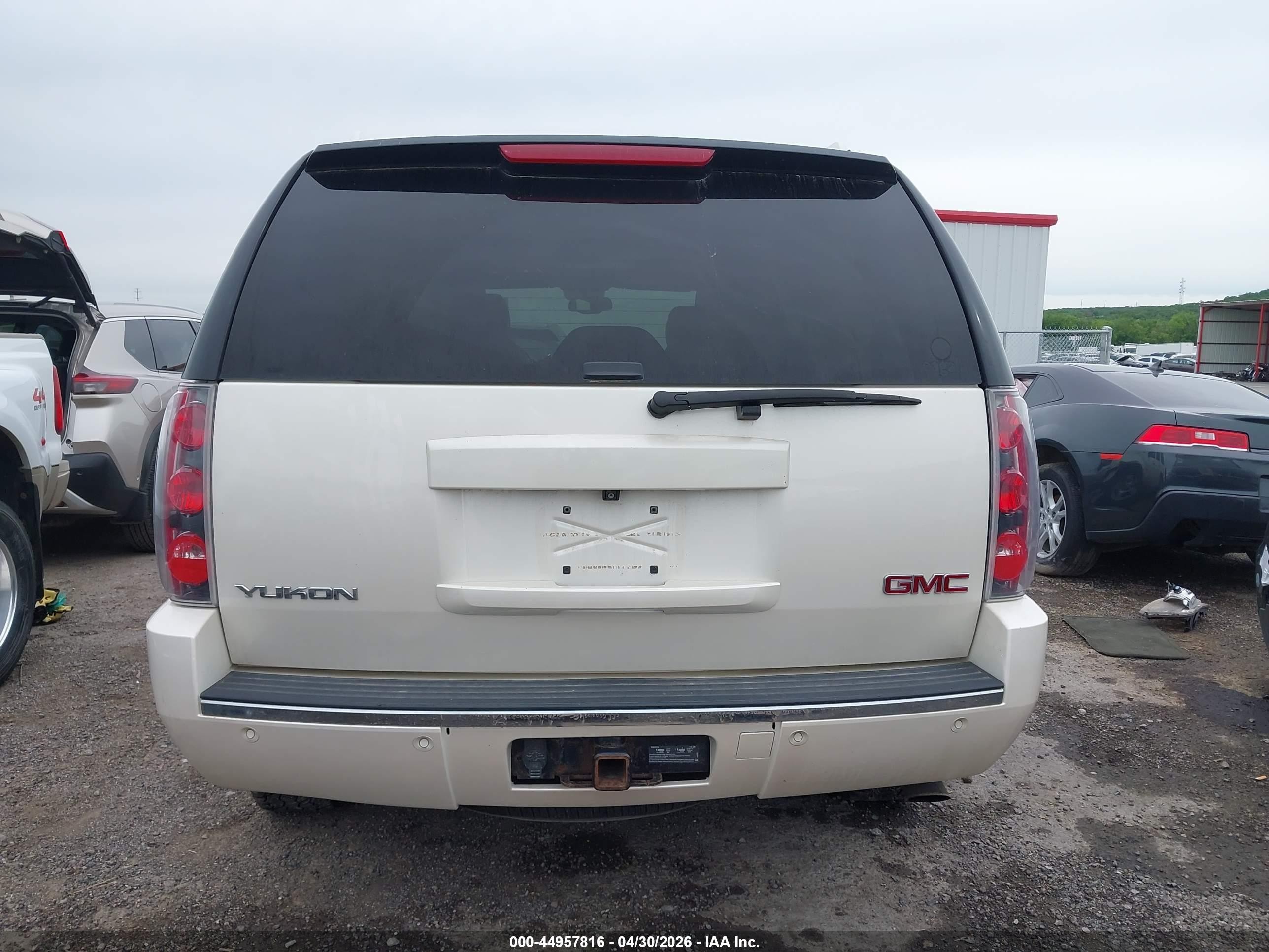 2013 Gmc Yukon Denali Cream vin: 1GKS2EEF8DR286201