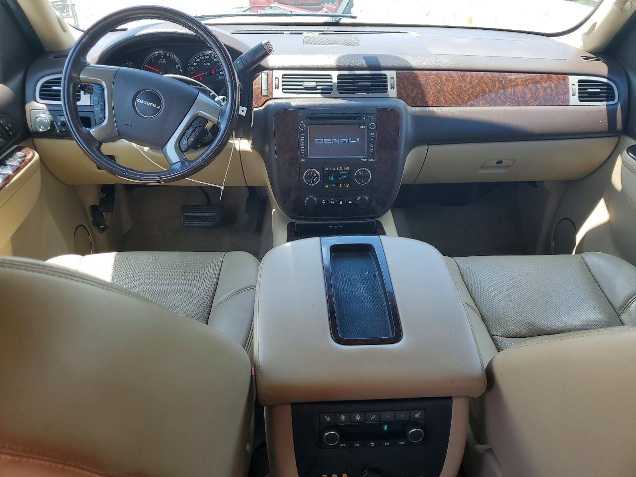 2013 Gmc Yukon Denali Белый vin: 1GKS2EEF8DR326034