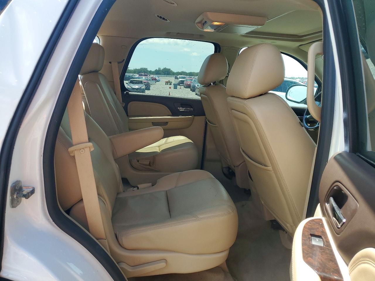 2013 Gmc Yukon Denali Белый vin: 1GKS2EEF8DR326034