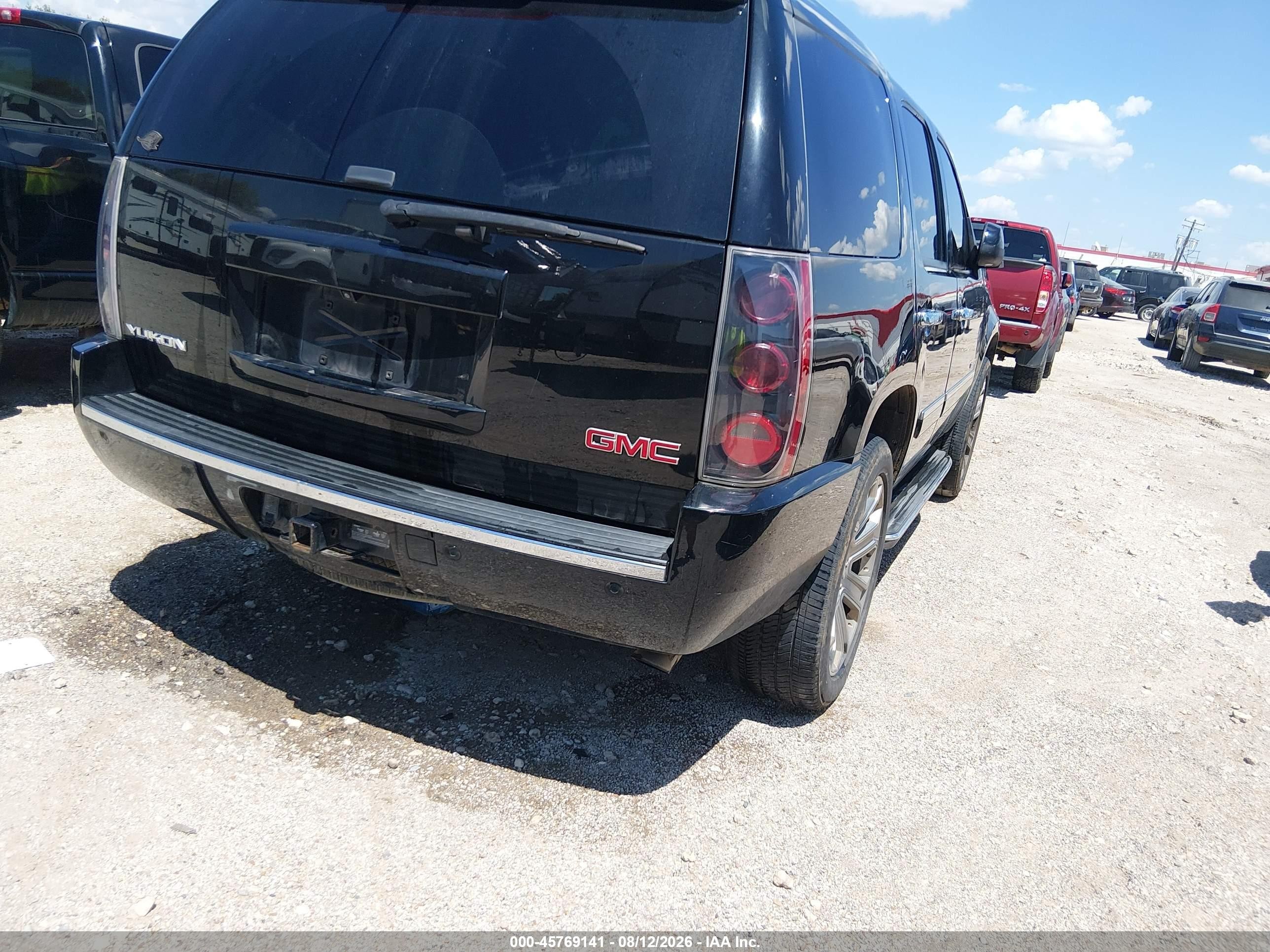 2013 Gmc Yukon Denali Black vin: 1GKS2EEF8DR359227