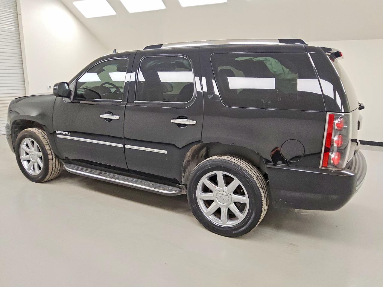 2014 Gmc Yukon Denali Black vin: 1GKS2EEF8ER181448