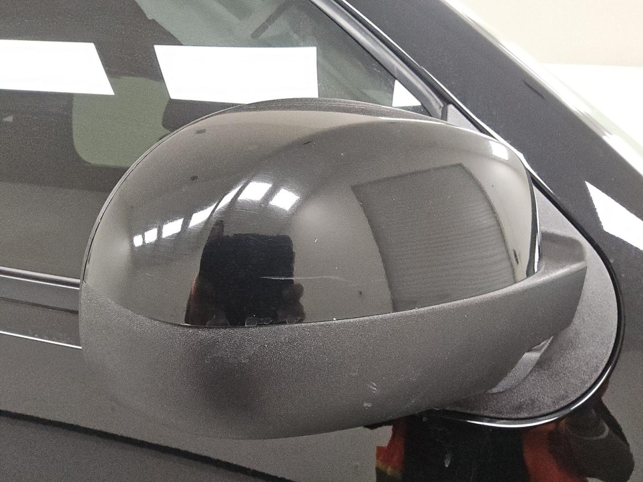 2014 Gmc Yukon Denali Black vin: 1GKS2EEF8ER181448 Damage: Right Mirror, Heavy Scratch, 1 To 2 Inches