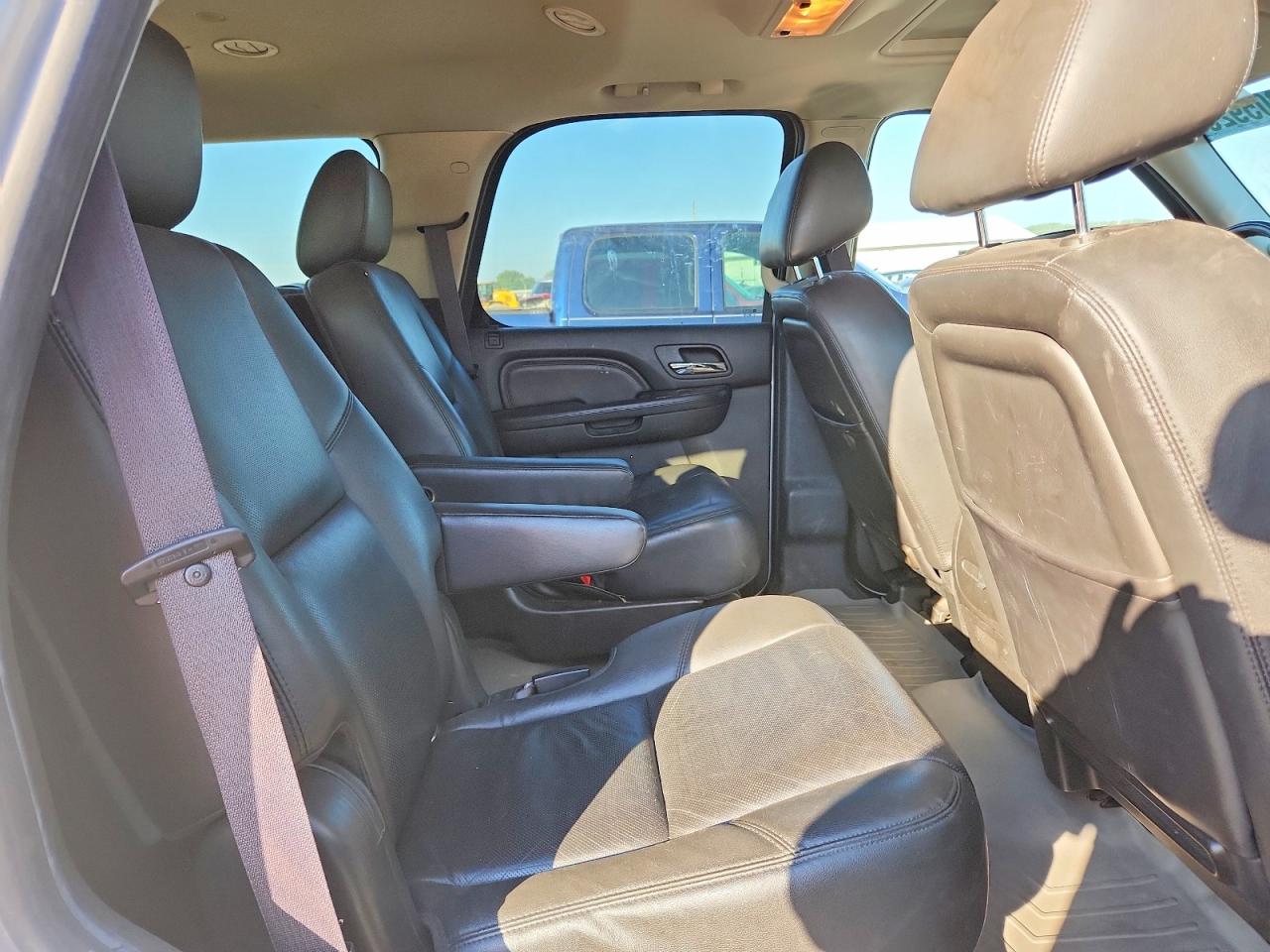 2011 Gmc Yukon Denali Gray vin: 1GKS2EEF9BR290335