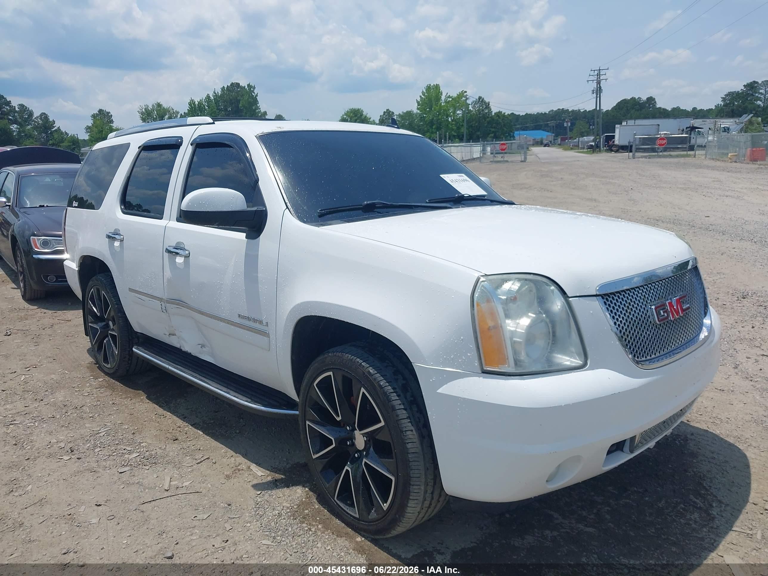 2011 Gmc Yukon Denali Белый vin: 1GKS2EEF9BR386059