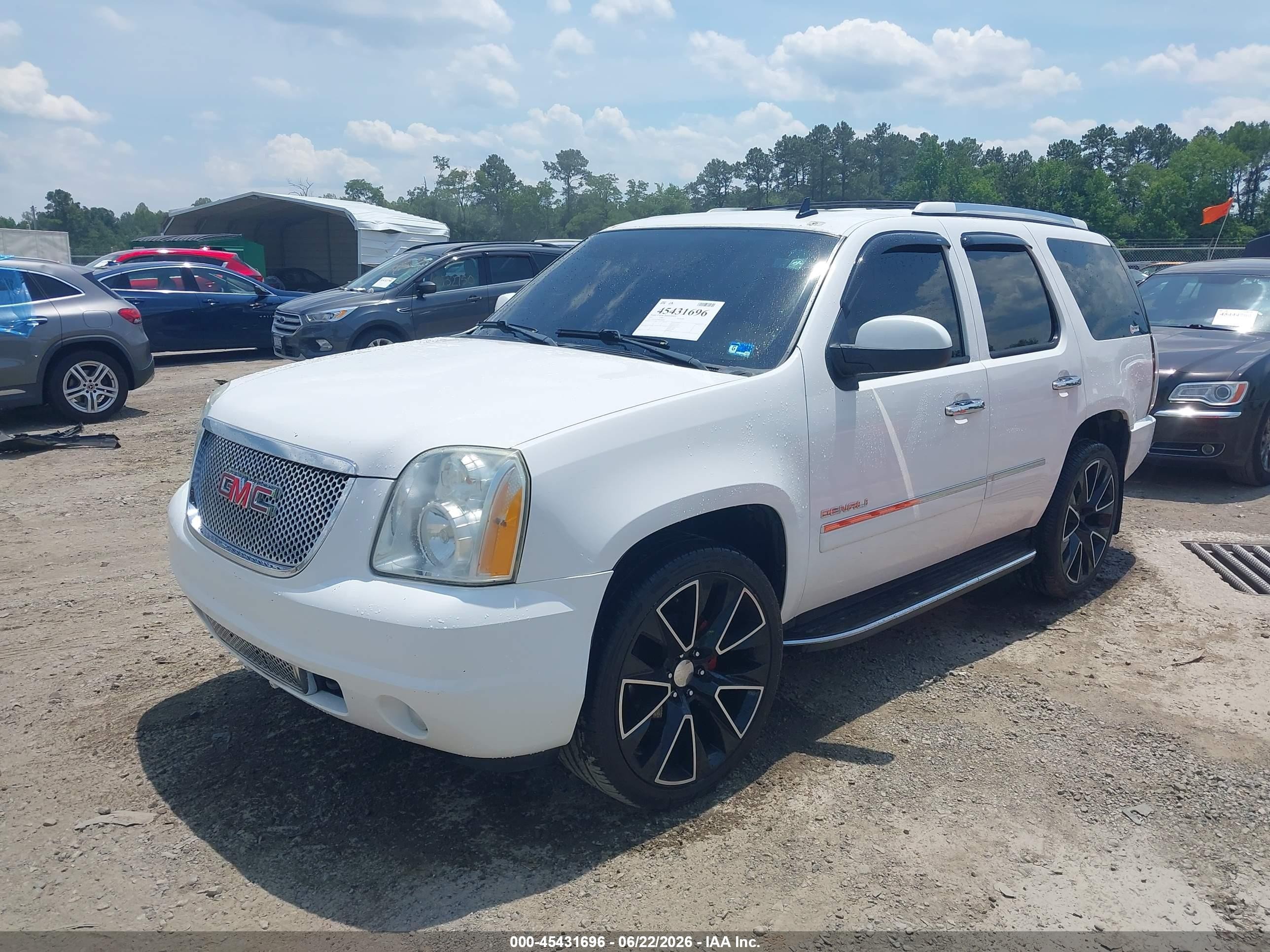 2011 Gmc Yukon Denali Белый vin: 1GKS2EEF9BR386059