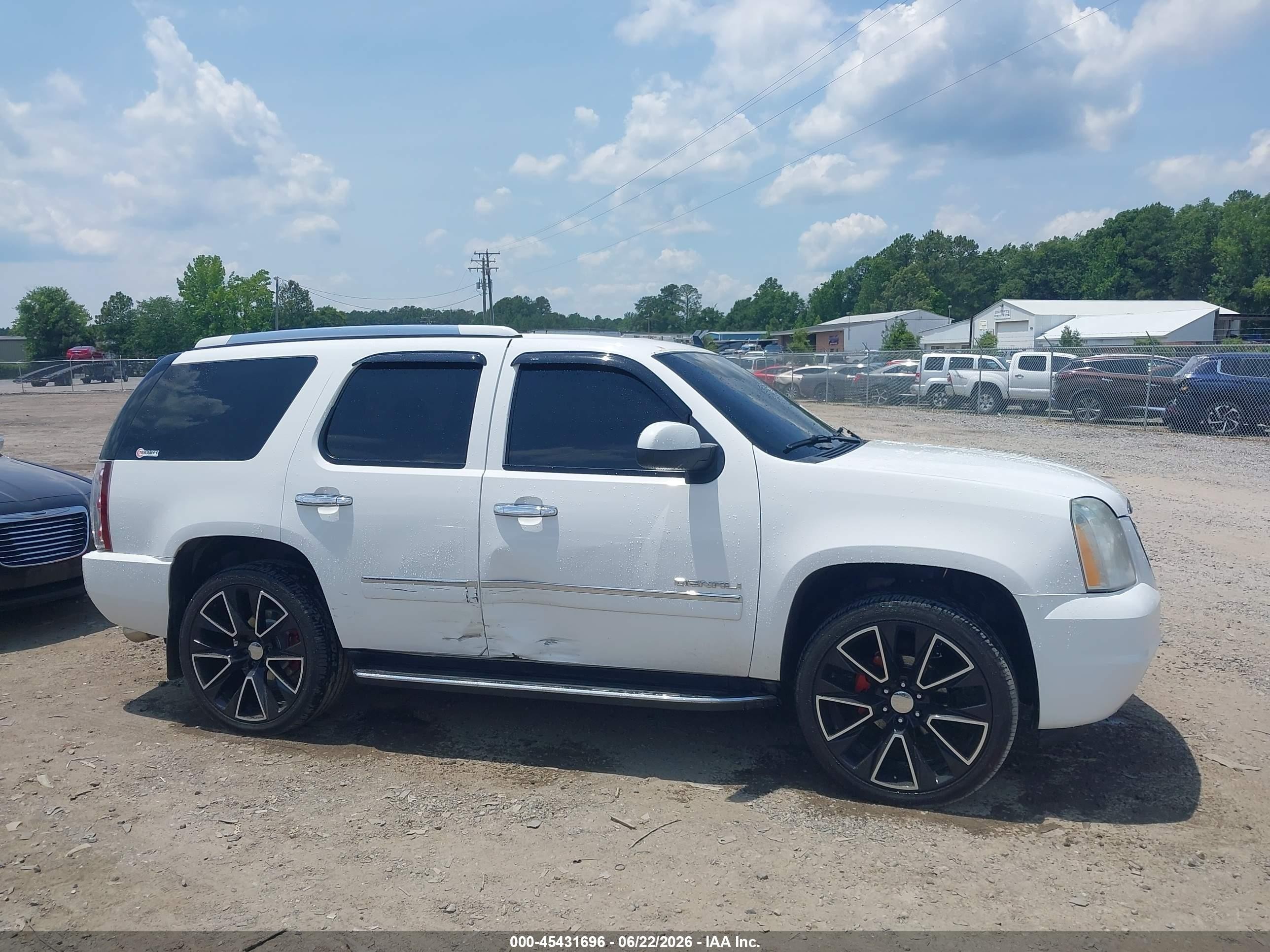 2011 Gmc Yukon Denali Белый vin: 1GKS2EEF9BR386059