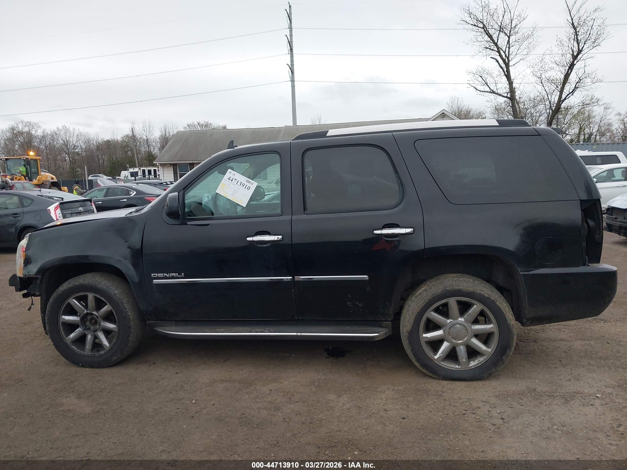 2011 Gmc Yukon Denali Black vin: 1GKS2EEFXBR384806