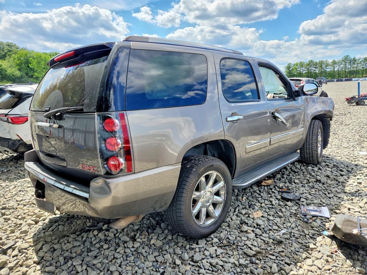 2014 Gmc Yukon Denali Gray vin: 1GKS2EEFXER202767