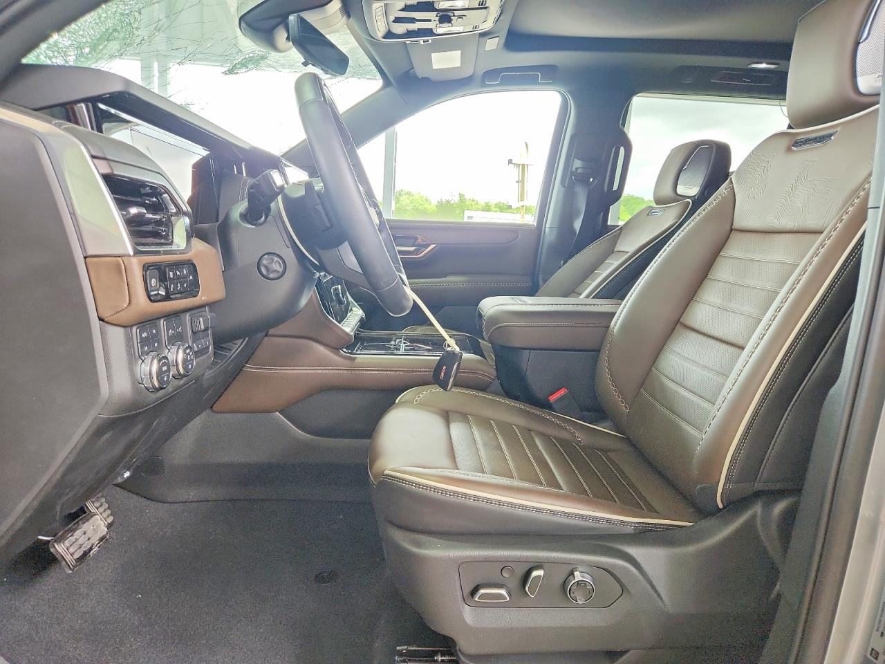 2025 Gmc Yukon Denali Ultimate Gray vin: 1GKS2ERL3SR265477