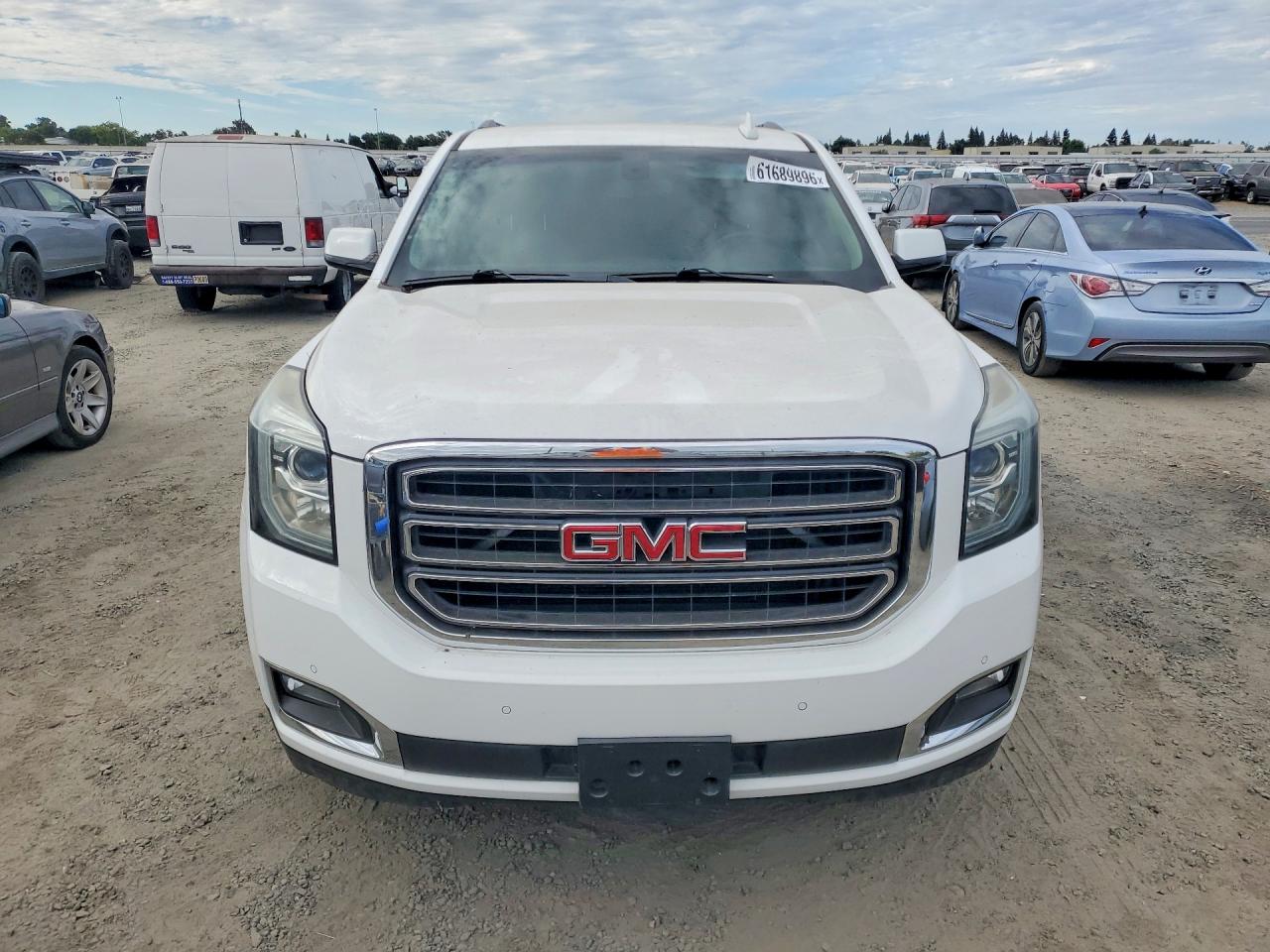 2015 Gmc Yukon Xl K1500 Sle White vin: 1GKS2GECXFR627568