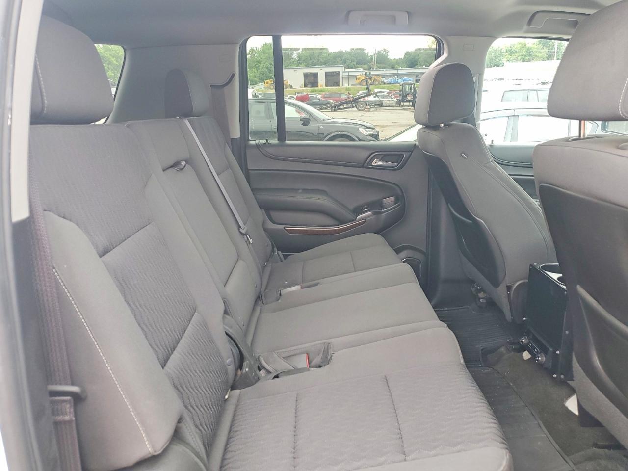 2015 Gmc Yukon Xl K1500 Sle White vin: 1GKS2GKC0FR630158
