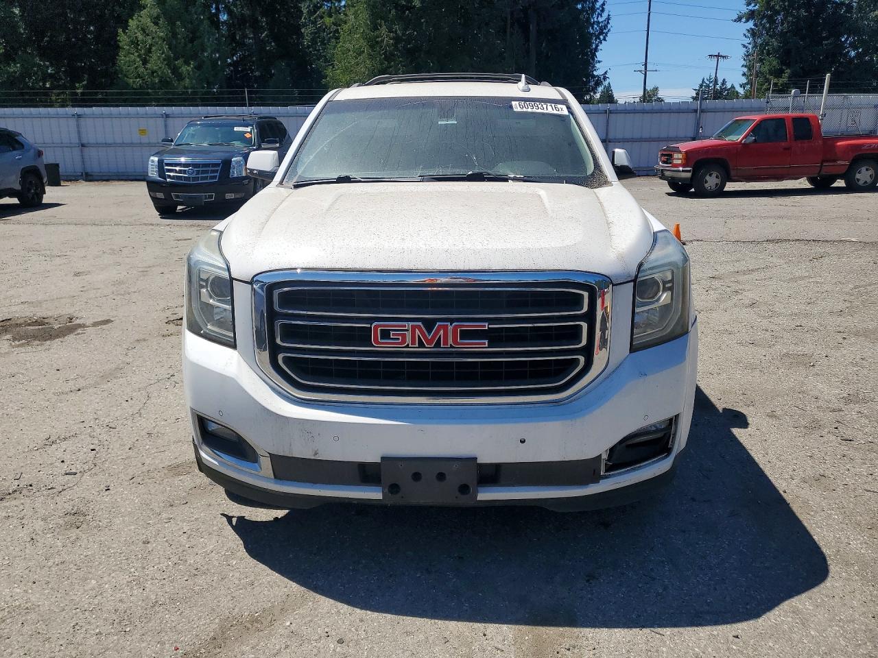 2015 Gmc Yukon Xl K1500 Sle Белый vin: 1GKS2GKC0FR651351