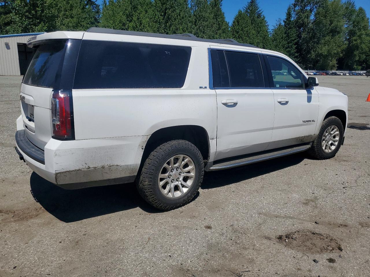 2015 Gmc Yukon Xl K1500 Sle Белый vin: 1GKS2GKC0FR651351