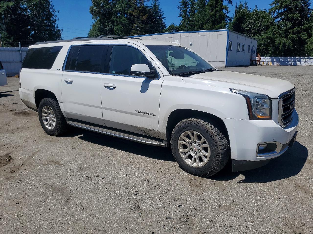 2015 Gmc Yukon Xl K1500 Sle Белый vin: 1GKS2GKC0FR651351
