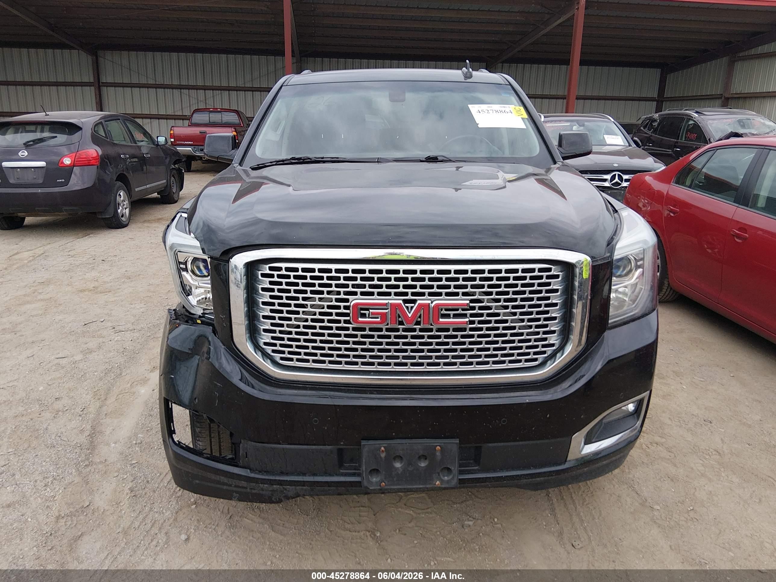2015 Gmc Yukon Xl 1500 Sle Black vin: 1GKS2GKC0FR696208