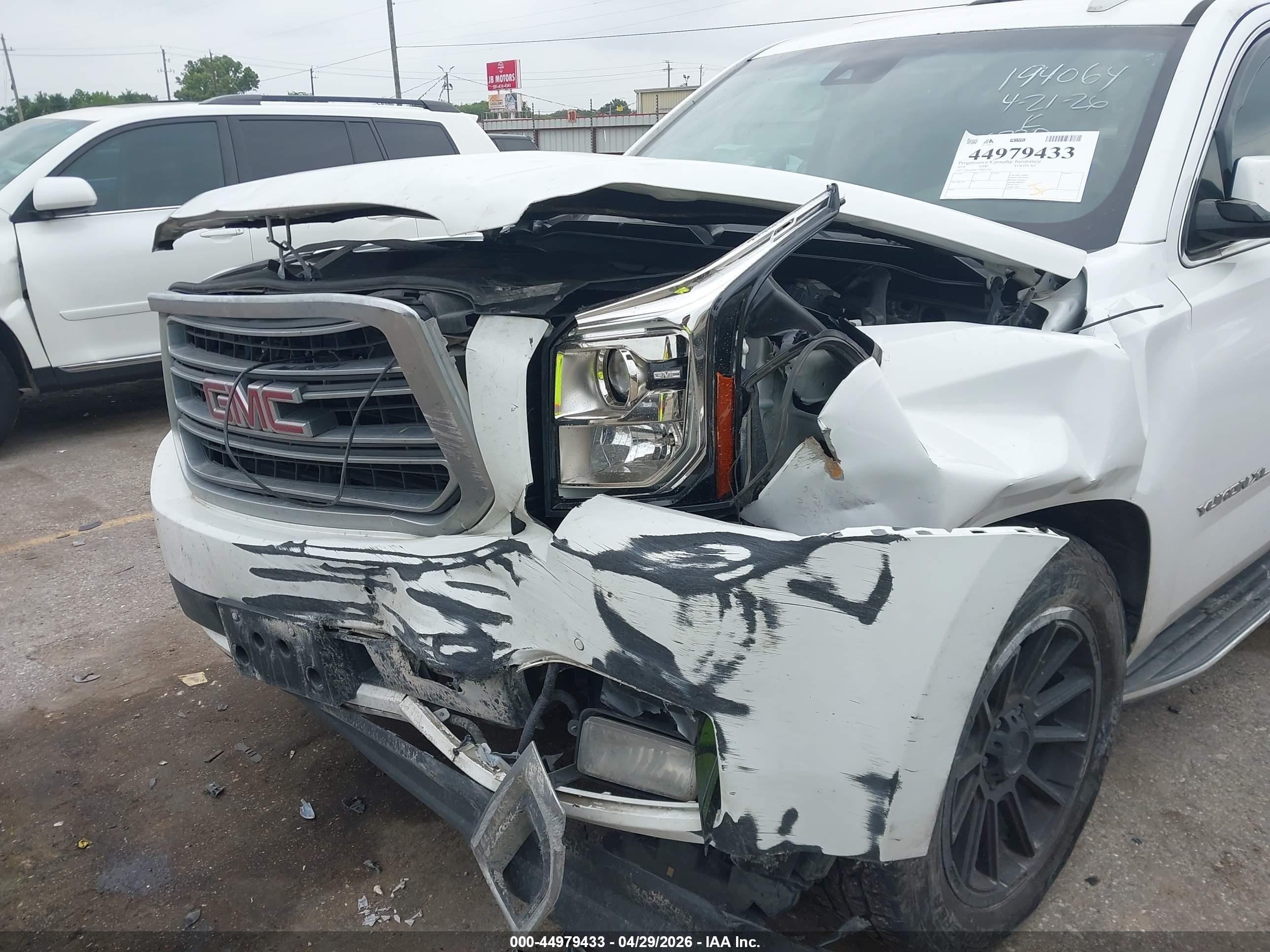 2018 Gmc Yukon Xl Slt White vin: 1GKS2GKC3JR171362