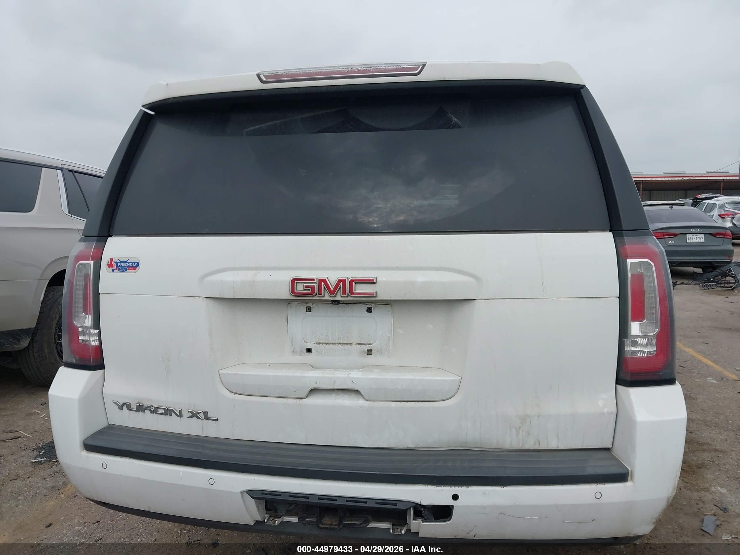 2018 Gmc Yukon Xl Slt White vin: 1GKS2GKC3JR171362