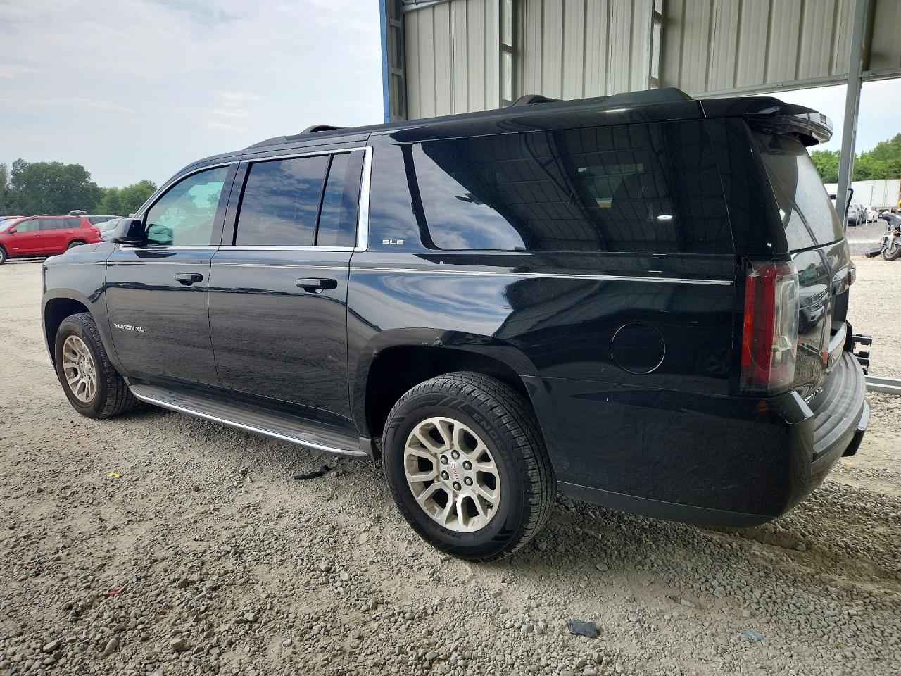 2015 Gmc Yukon Xl K1500 Sle Black vin: 1GKS2GKC7FR228251