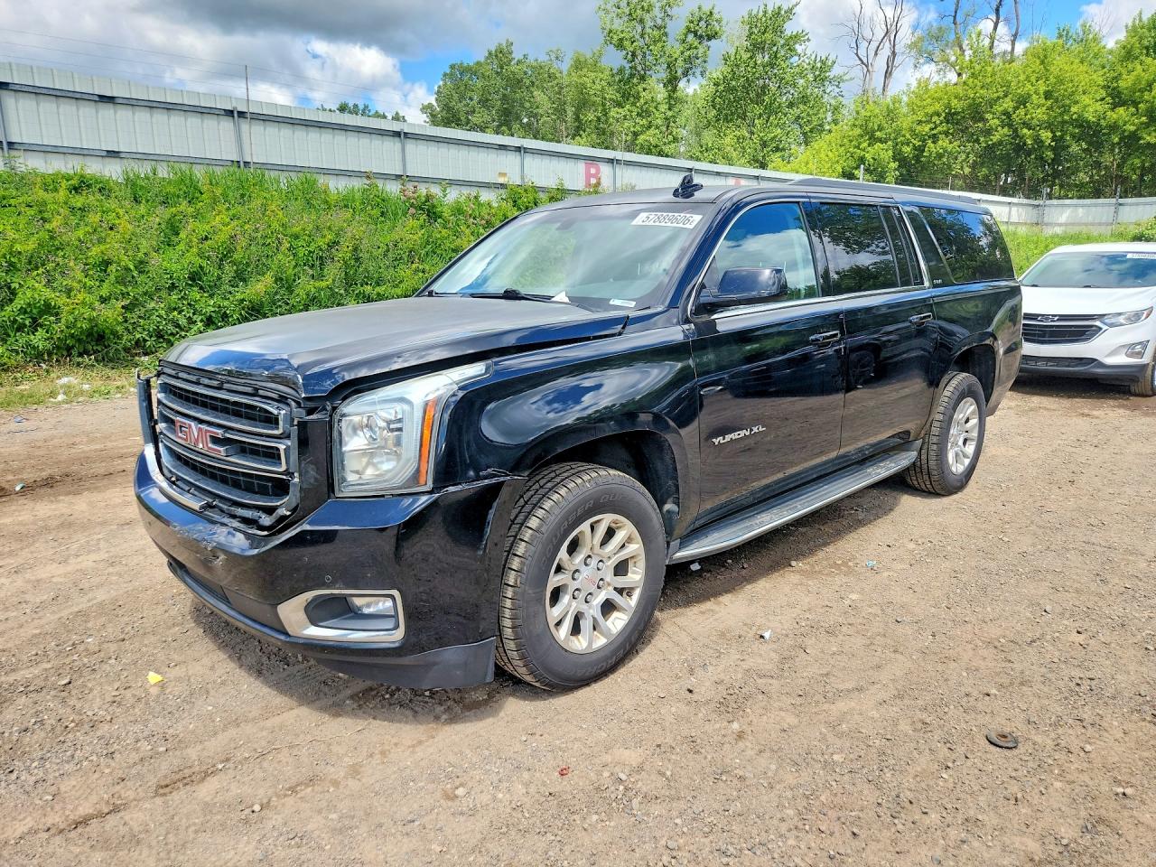 2015 Gmc Yukon Xl K1500 Sle Black vin: 1GKS2GKC8FR643644