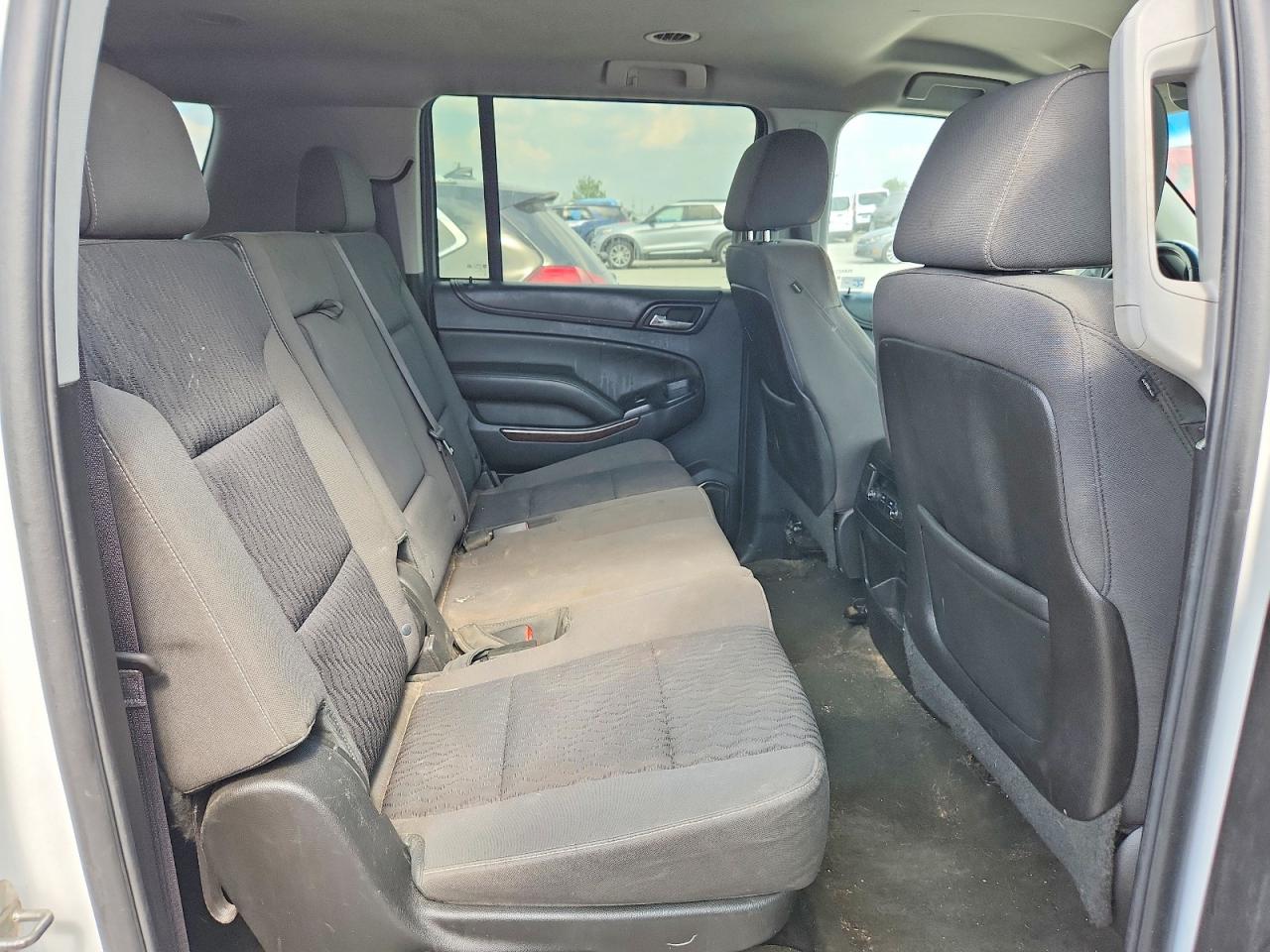 2015 Gmc Yukon Xl K1500 Sle White vin: 1GKS2GKCXFR131738