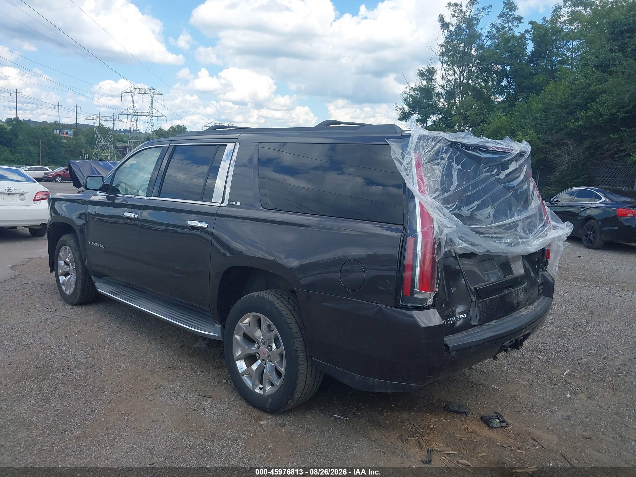 2015 Gmc Yukon Xl 1500 Sle Gray vin: 1GKS2GKCXFR141122