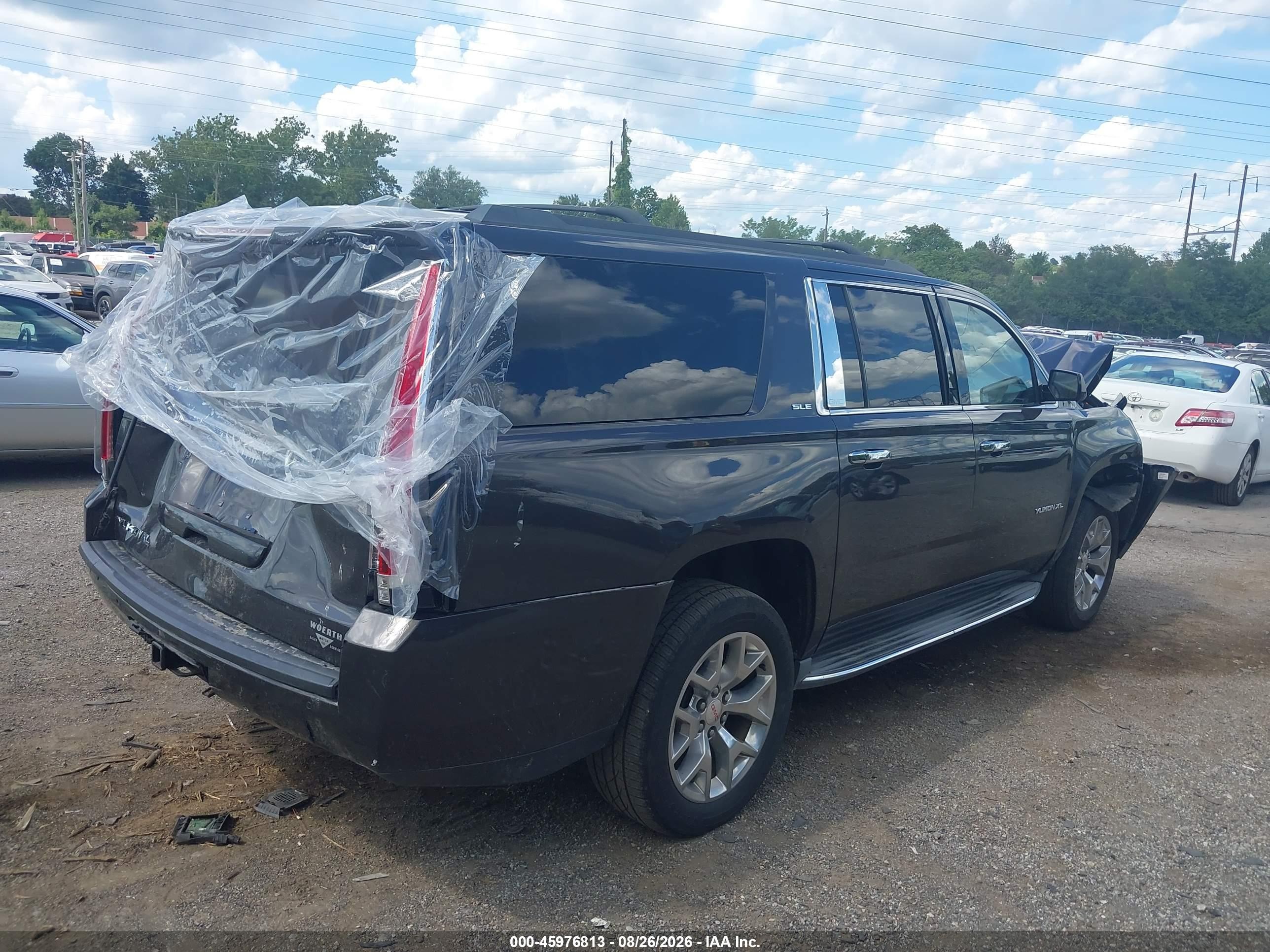 2015 Gmc Yukon Xl 1500 Sle Gray vin: 1GKS2GKCXFR141122