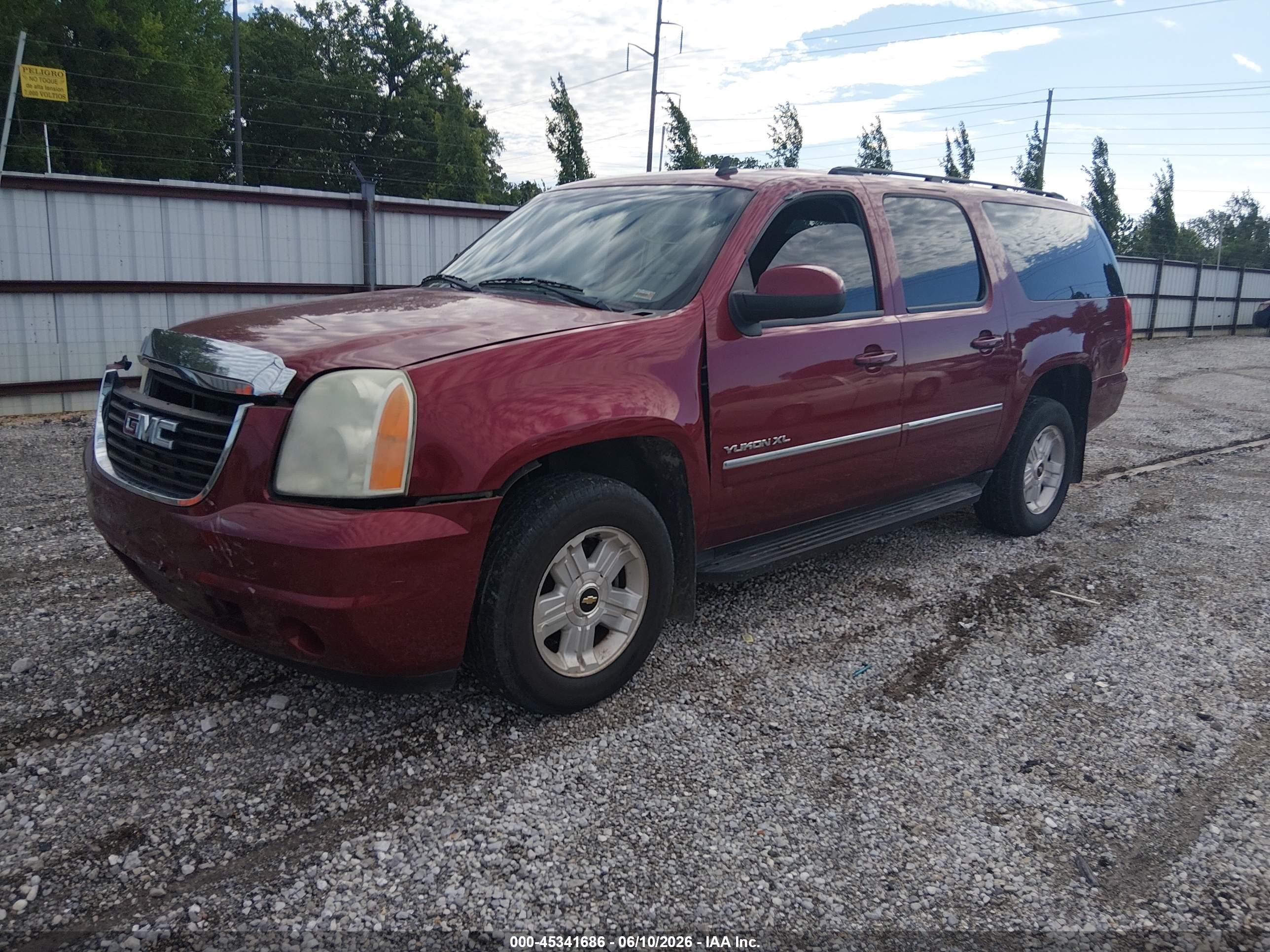 2011 Gmc Yukon Xl 1500 Sle Maroon vin: 1GKS2HE33BR210342