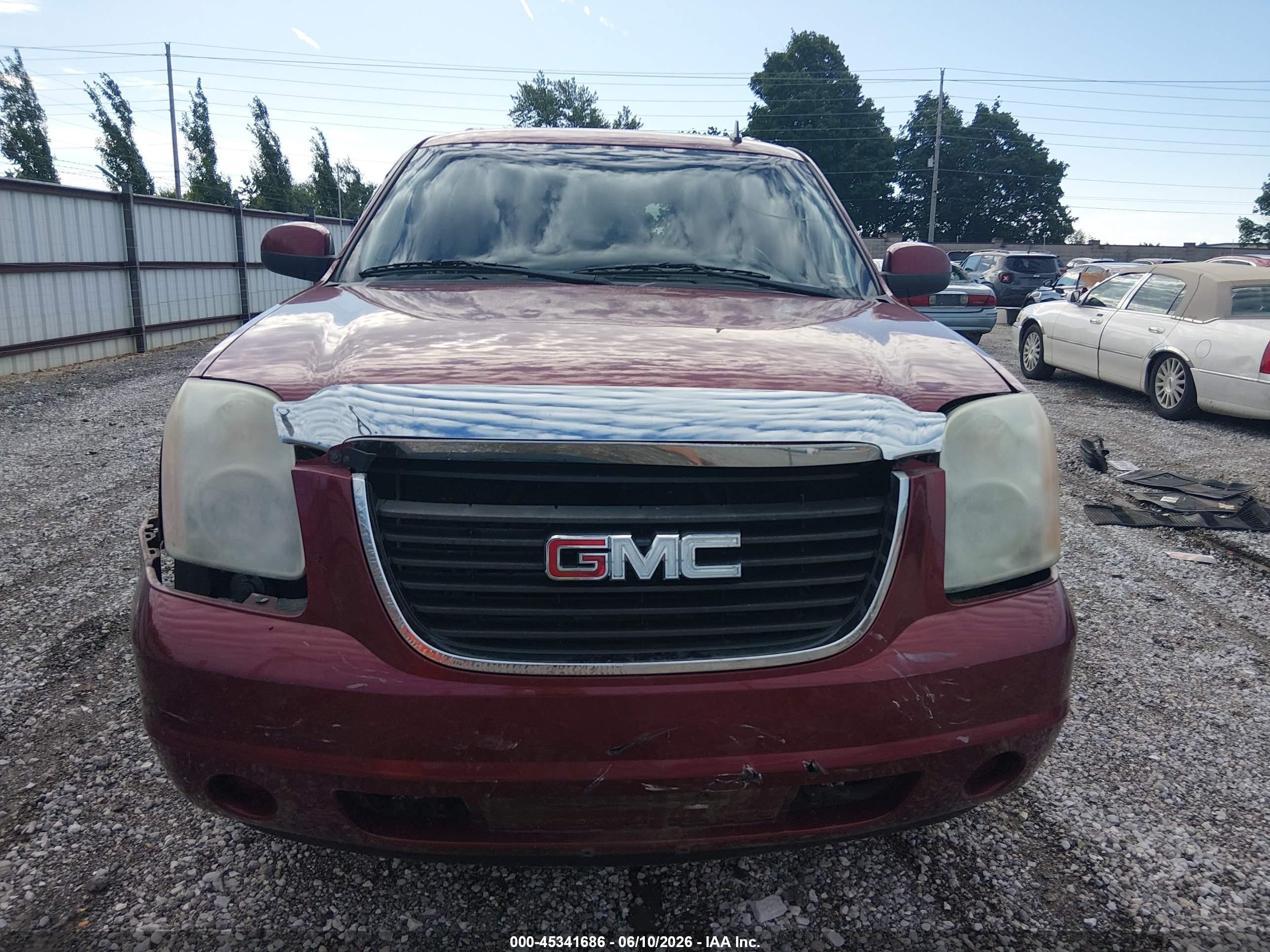 2011 Gmc Yukon Xl 1500 Sle Maroon vin: 1GKS2HE33BR210342