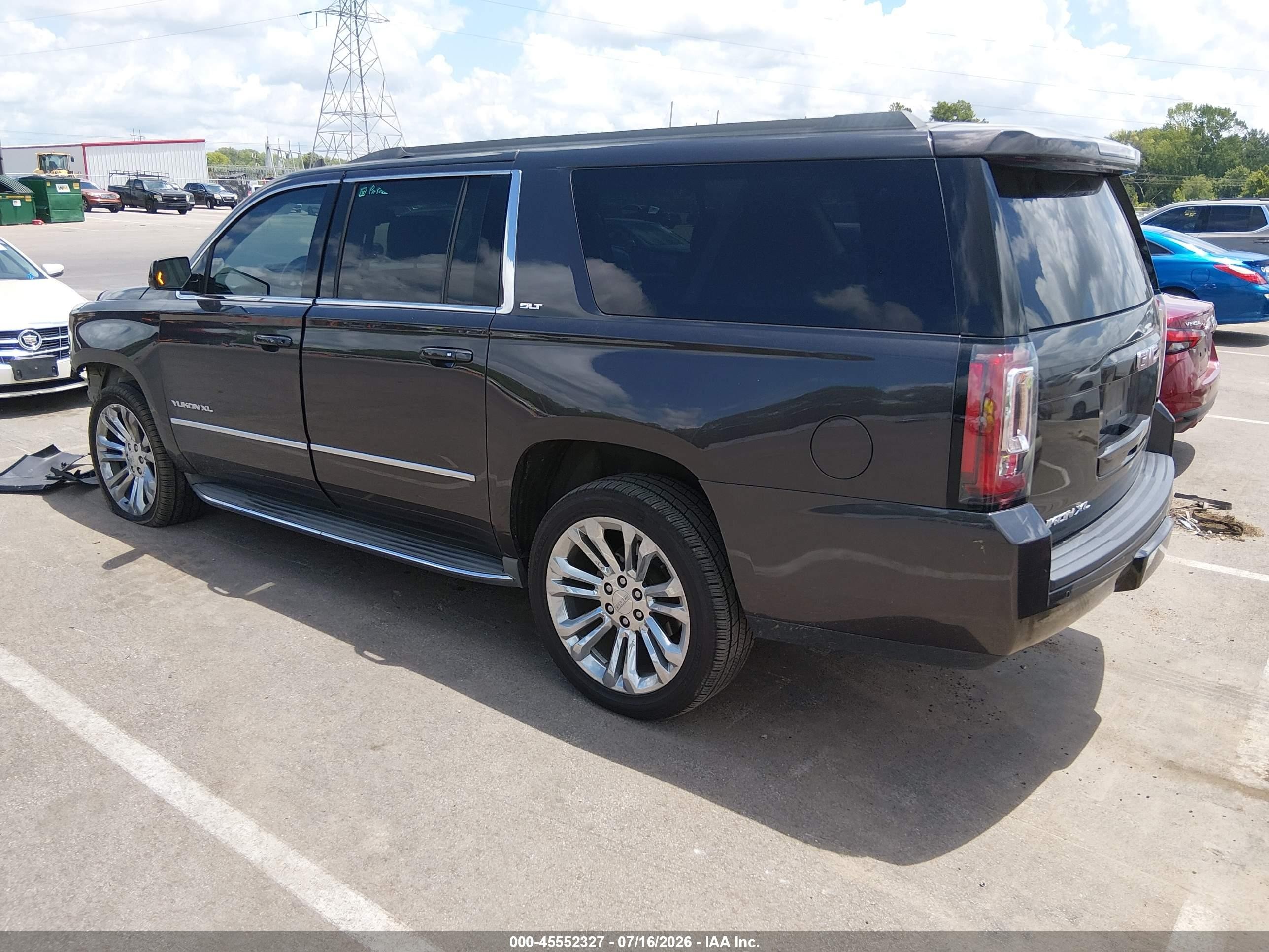 2015 Gmc Yukon Xl 1500 Slt Gray vin: 1GKS2HKC0FR574907