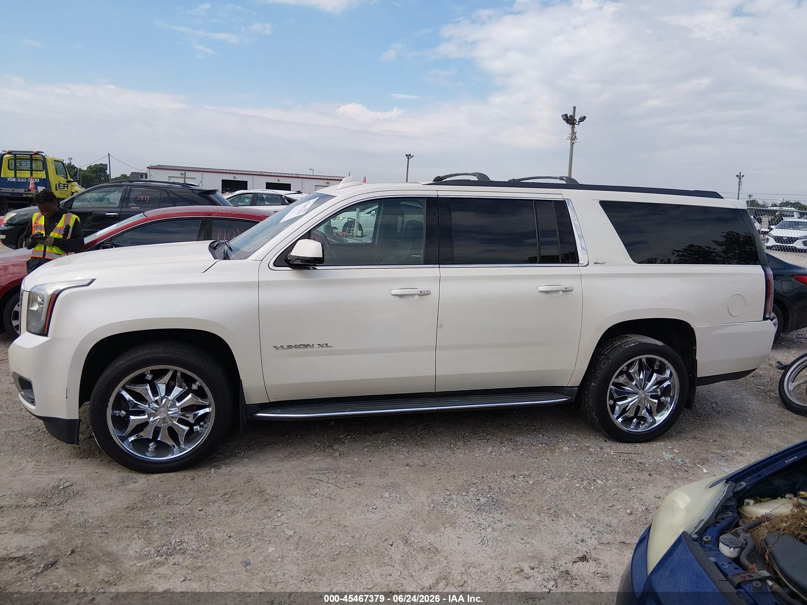 2015 Gmc Yukon Xl 1500 Slt White vin: 1GKS2HKC0FR663151