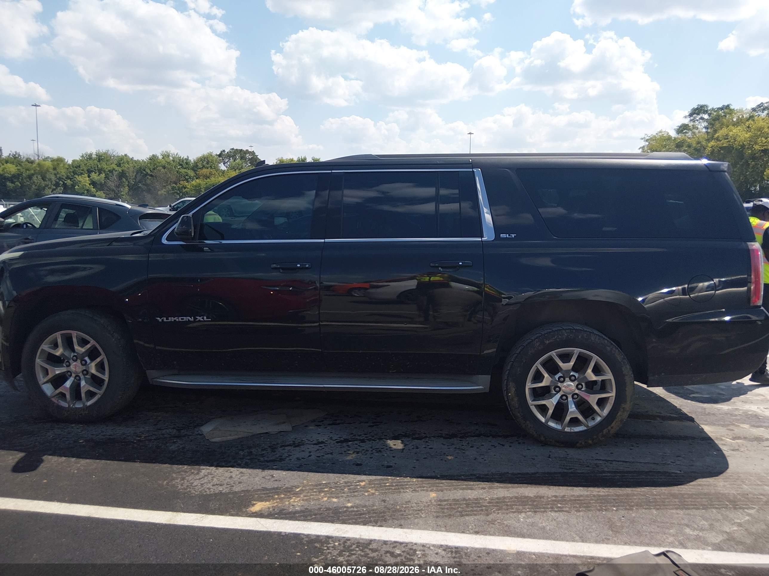 2015 Gmc Yukon Xl K1500 Slt Black vin: 1GKS2HKC1FR124294