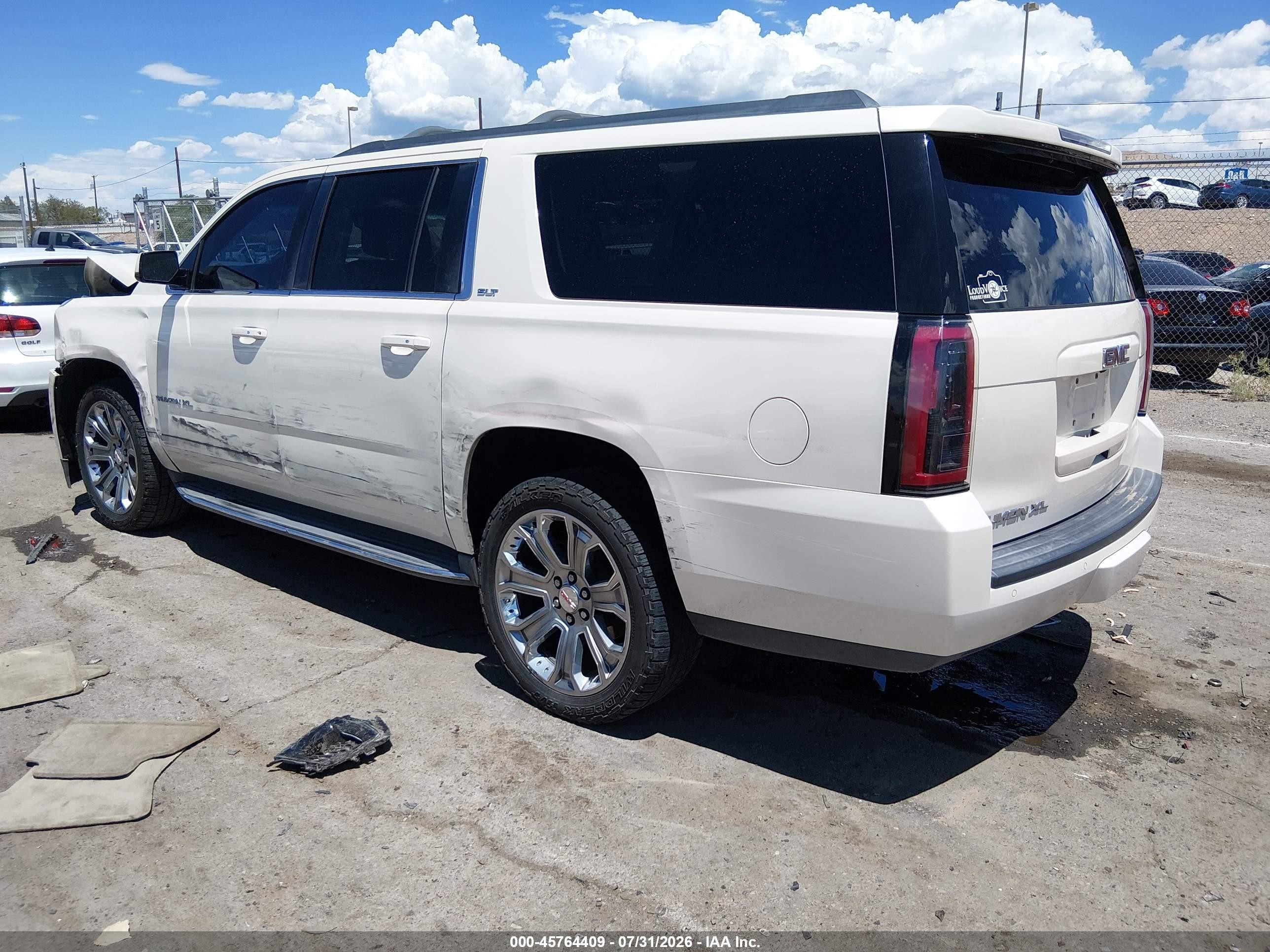 2015 Gmc Yukon Xl 1500 Slt Белый vin: 1GKS2HKC1FR195706