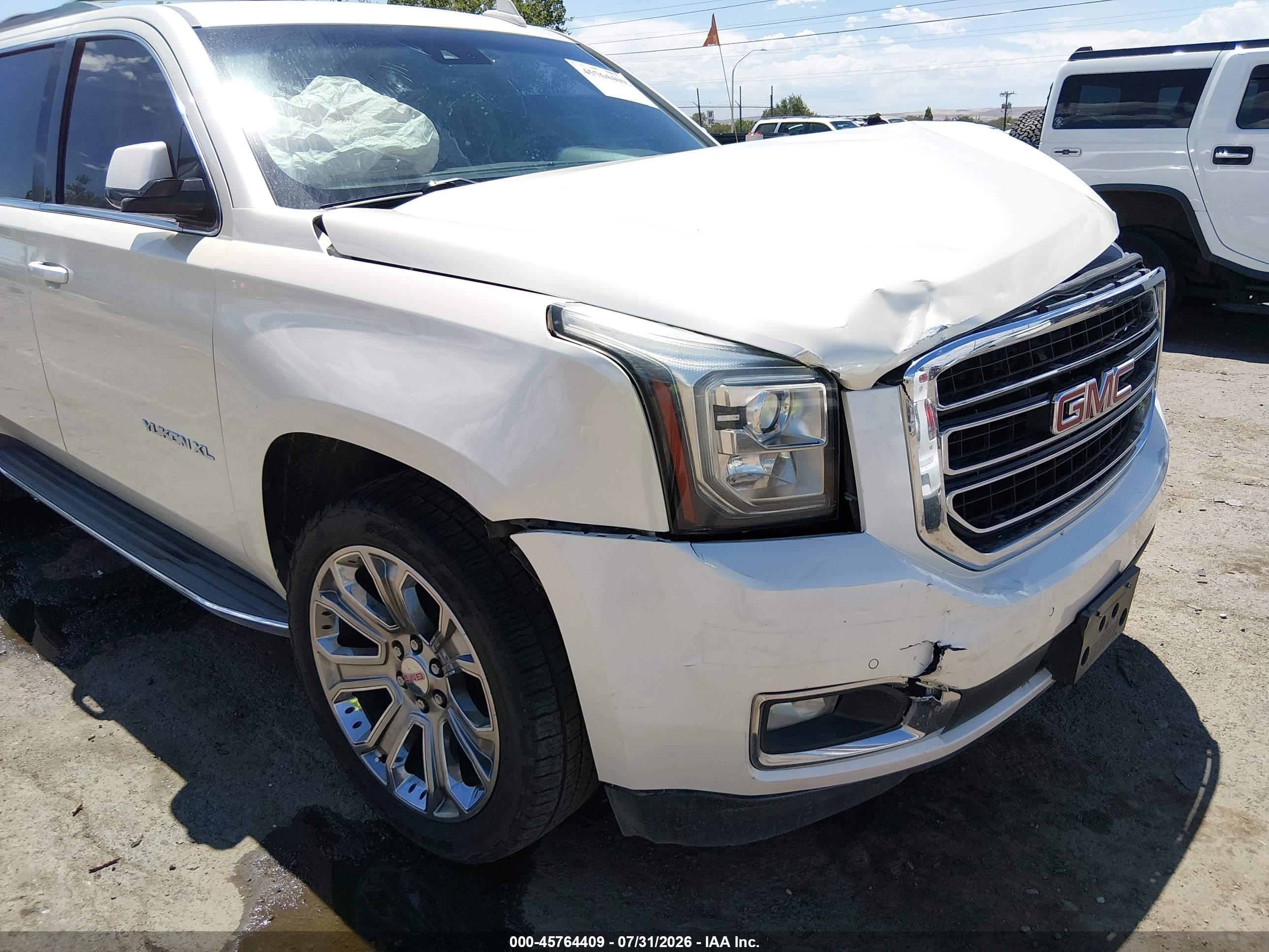 2015 Gmc Yukon Xl 1500 Slt Белый vin: 1GKS2HKC1FR195706