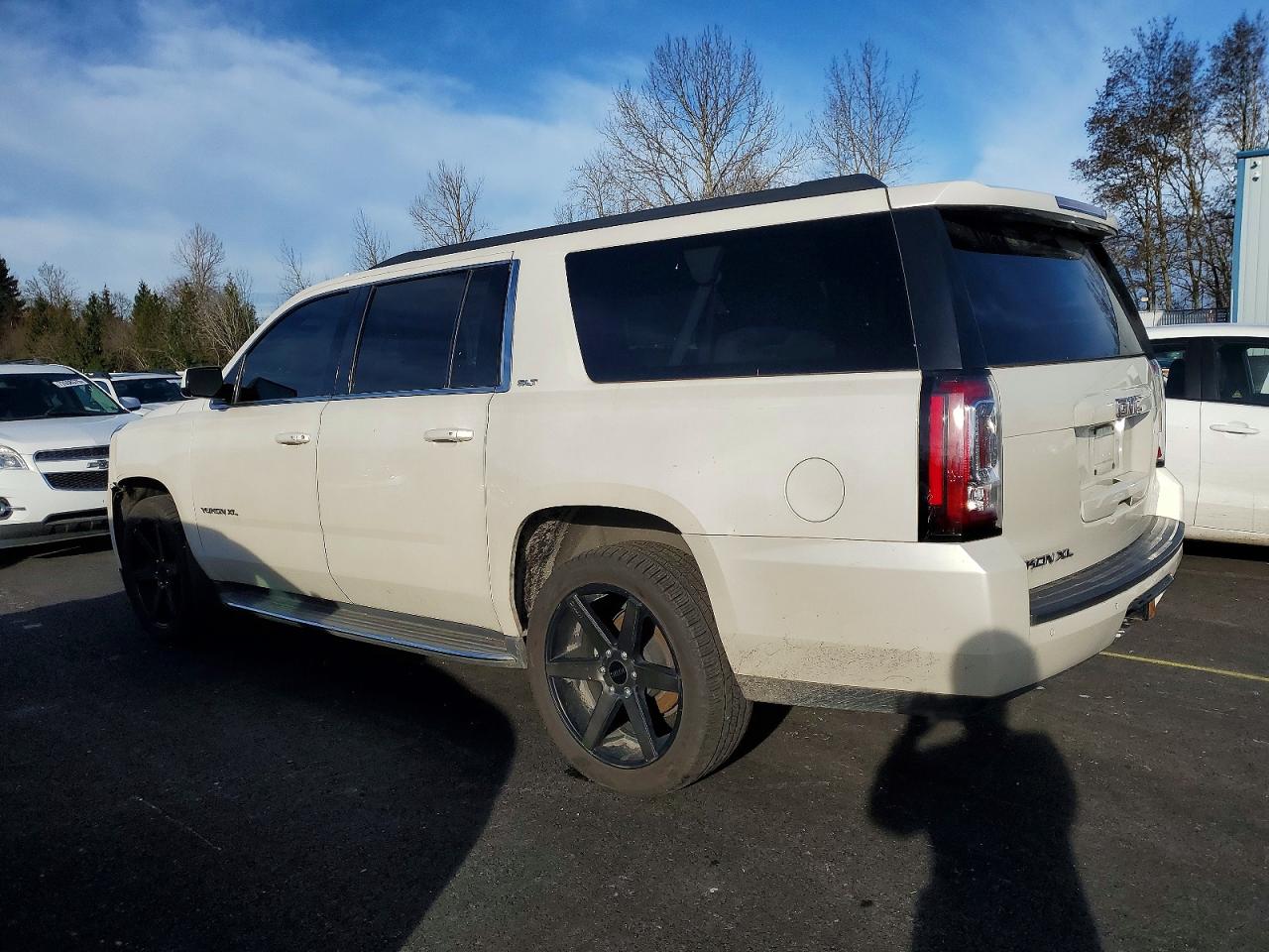 2015 Gmc Yukon Xl Белый vin: 1GKS2HKC2FR629079