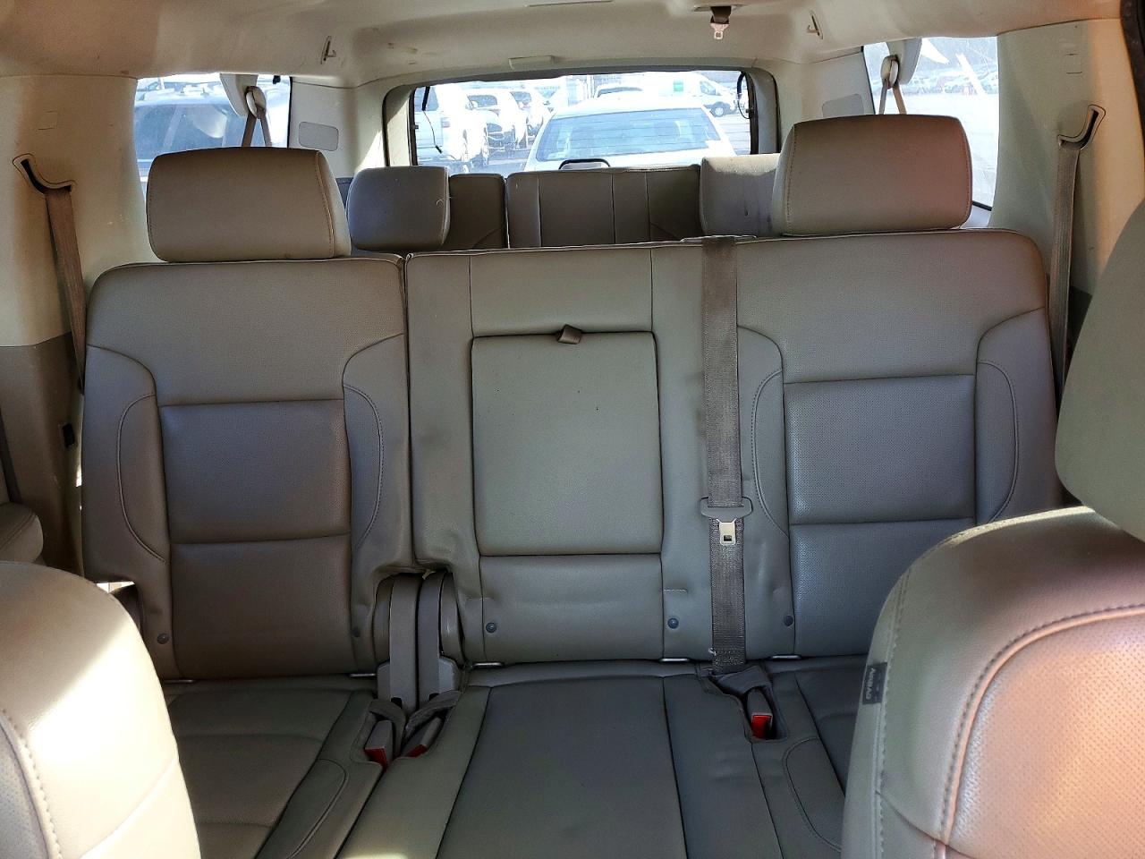 2015 Gmc Yukon Xl Белый vin: 1GKS2HKC2FR629079