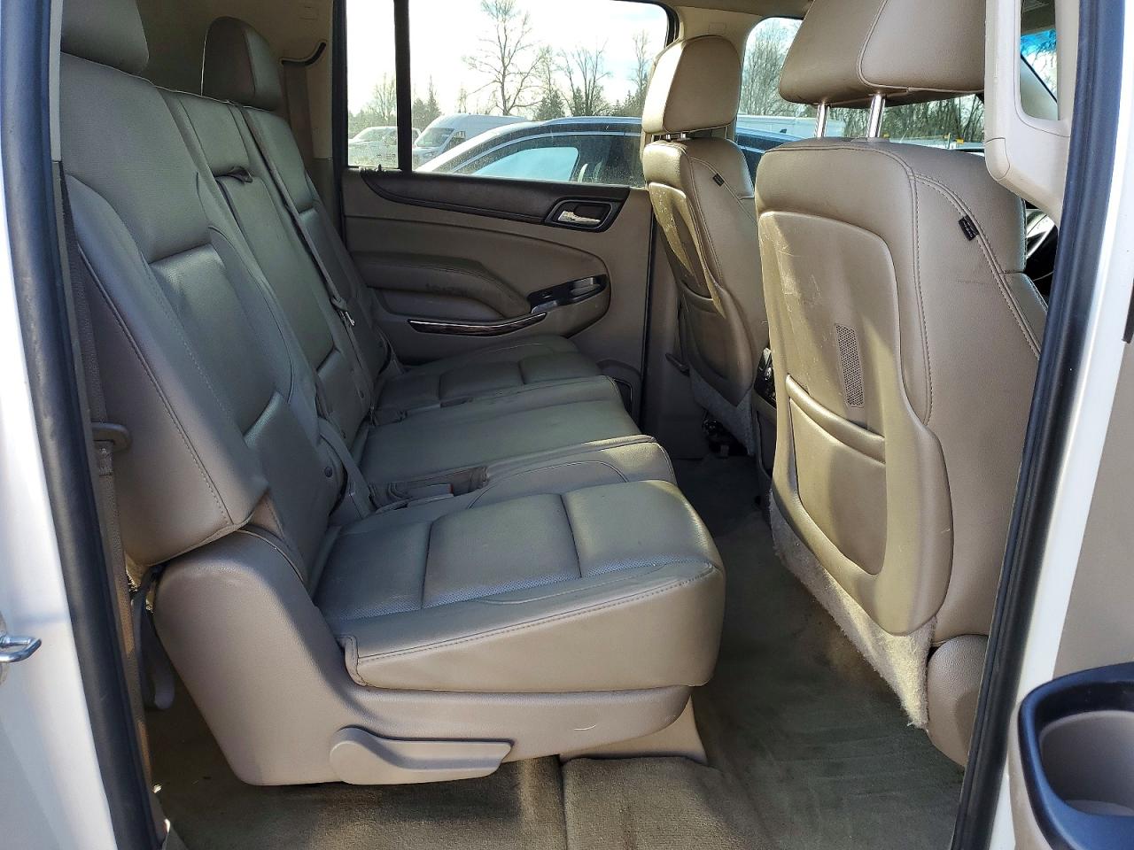 2015 Gmc Yukon Xl Белый vin: 1GKS2HKC2FR629079