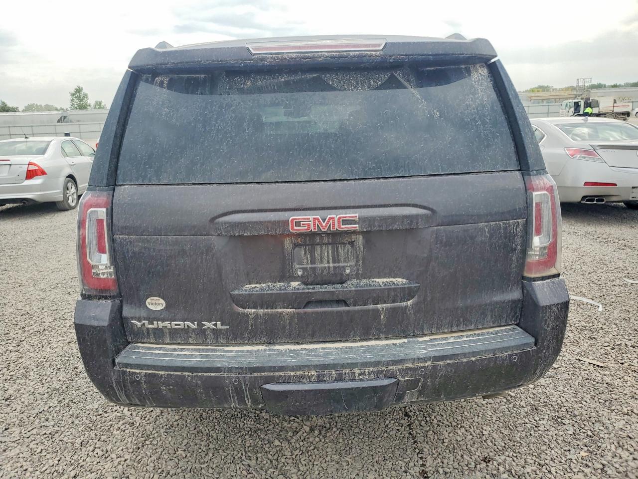 2015 Gmc Yukon Xl K1500 Slt Black vin: 1GKS2HKC3FR650314