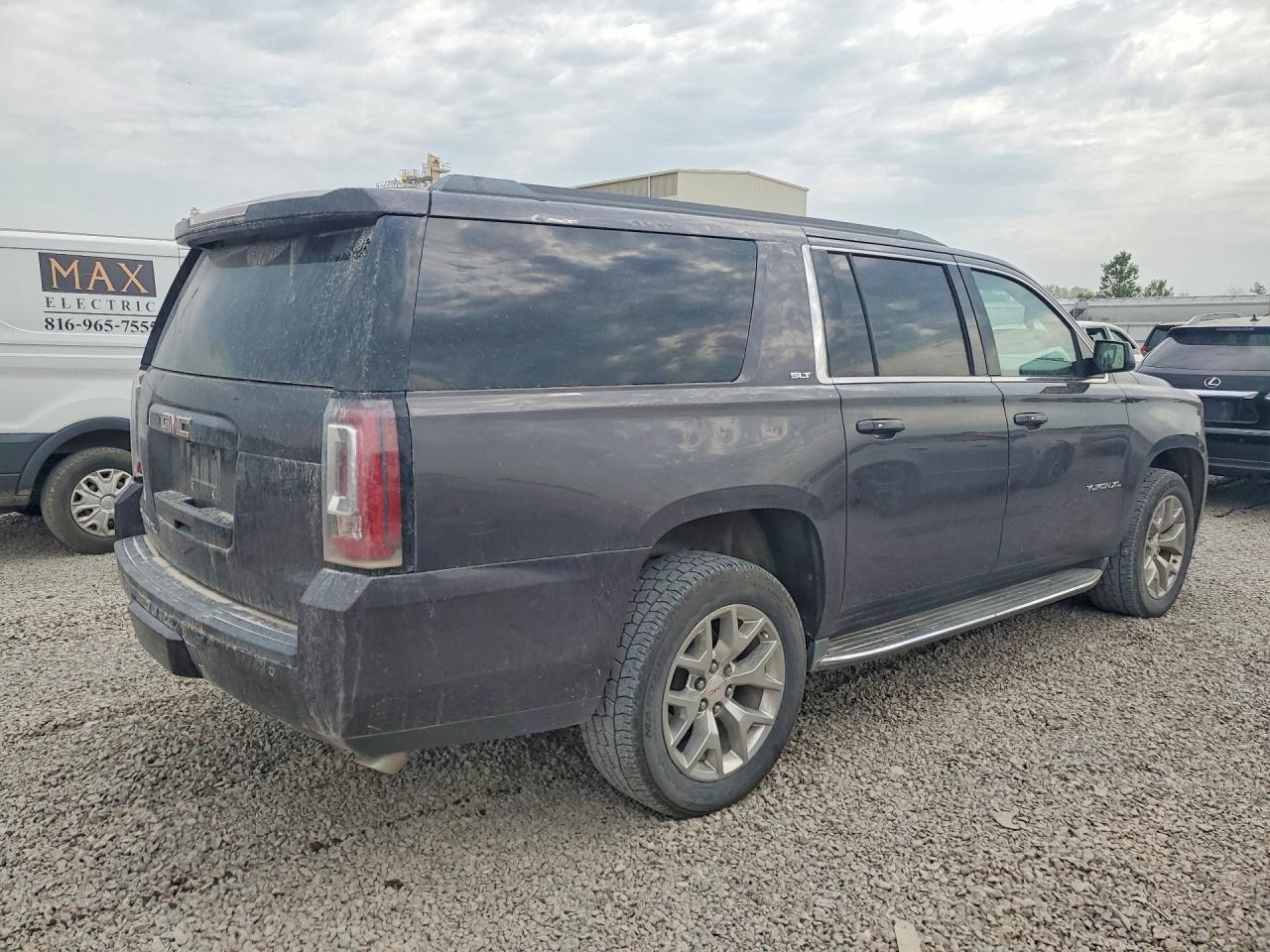 2015 Gmc Yukon Xl K1500 Slt Black vin: 1GKS2HKC3FR650314